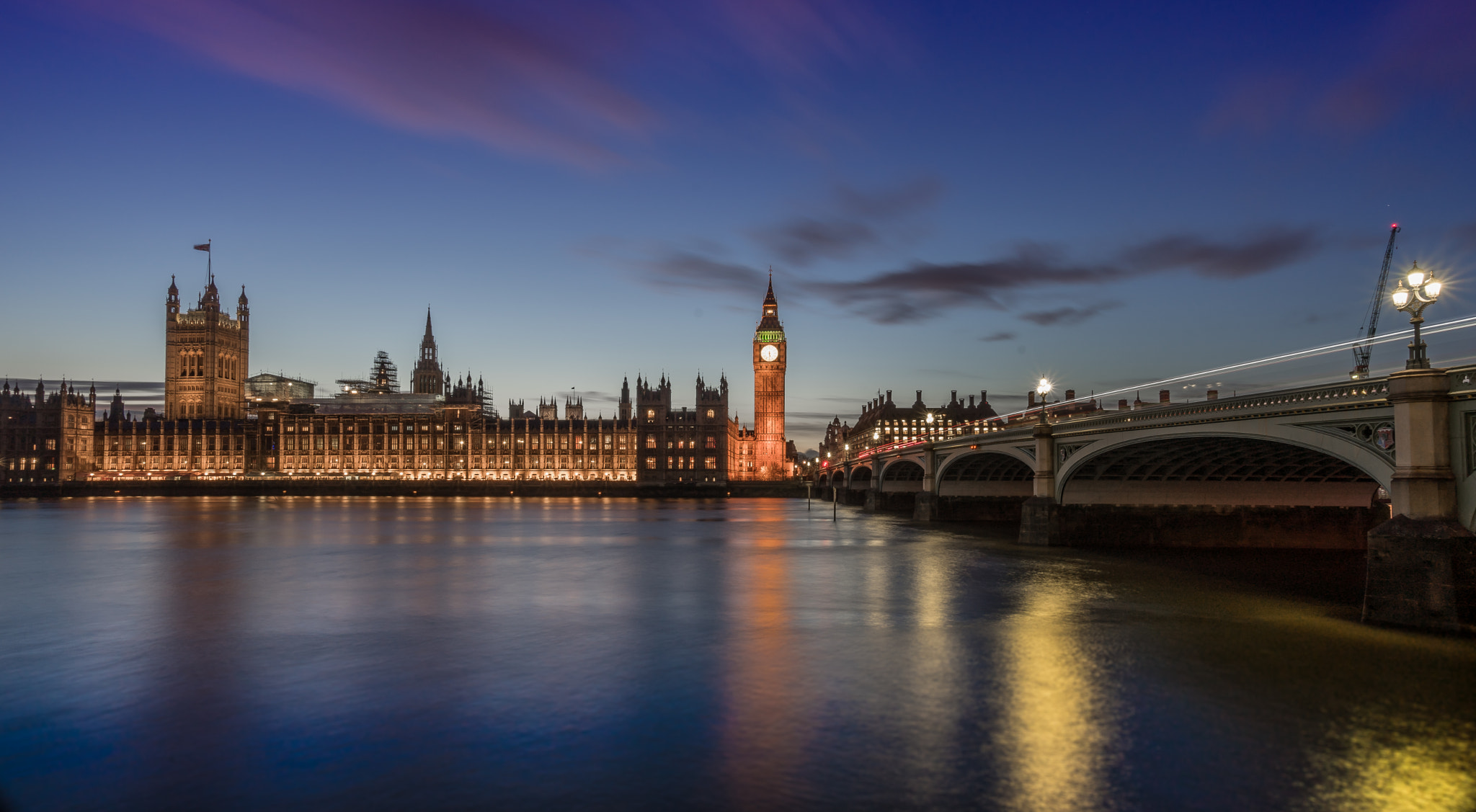 Sony a7 II + Sony E 10-18mm F4 OSS sample photo. Houses of parliament photography
