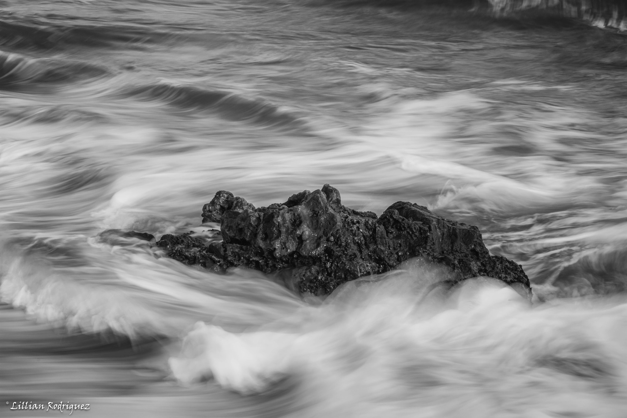 AF Zoom-Nikkor 28-105mm f/3.5-4.5D IF sample photo. Turmoil photography