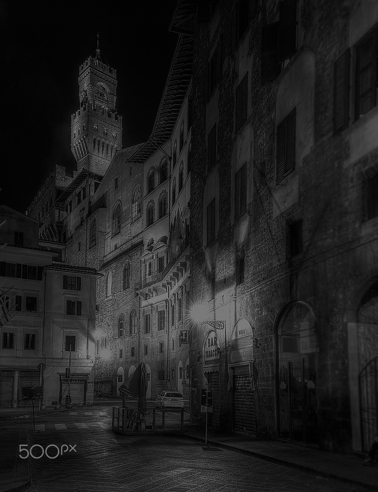 Nikon D3X sample photo. Siena street photography