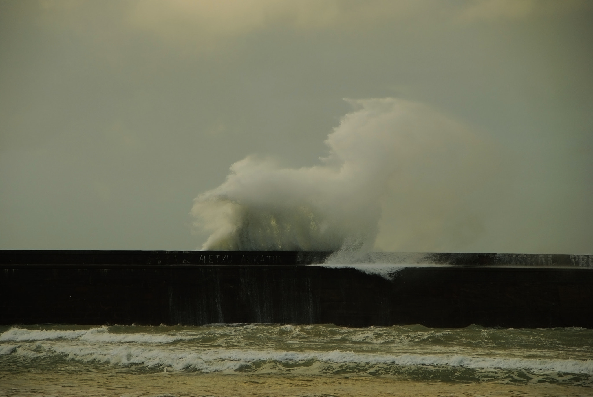 Nikon D60 sample photo. Wave photography
