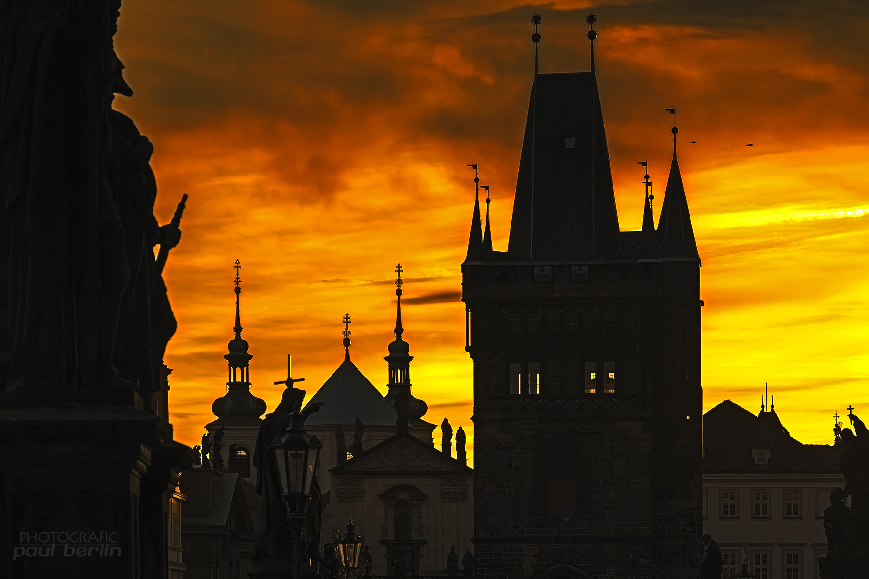 Sony E 18-200mm F3.5-6.3 OSS sample photo. Prague skyline photography