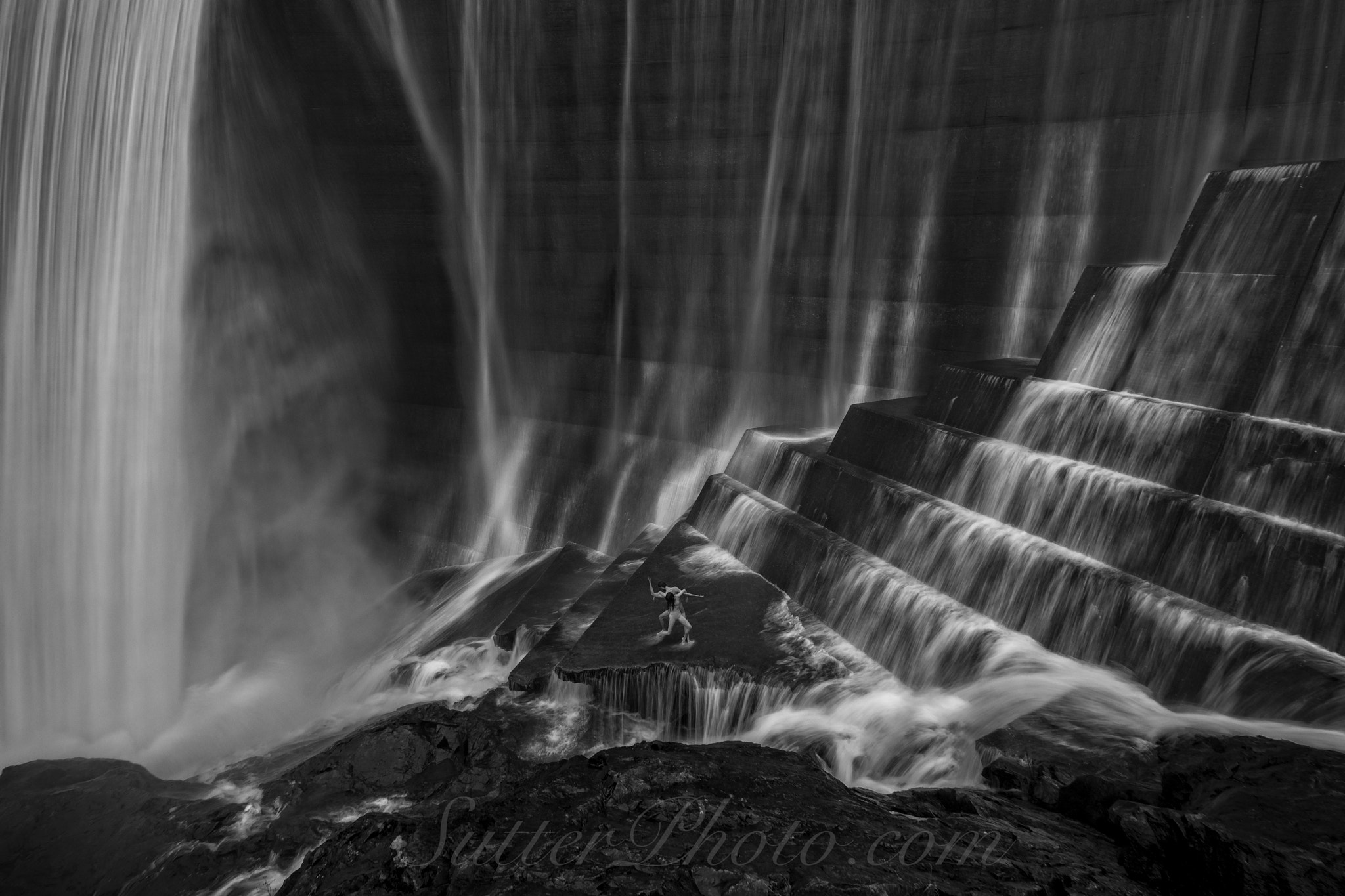 Sony a7R II + Canon EF 11-24mm F4L USM sample photo. "the land of tears" photography
