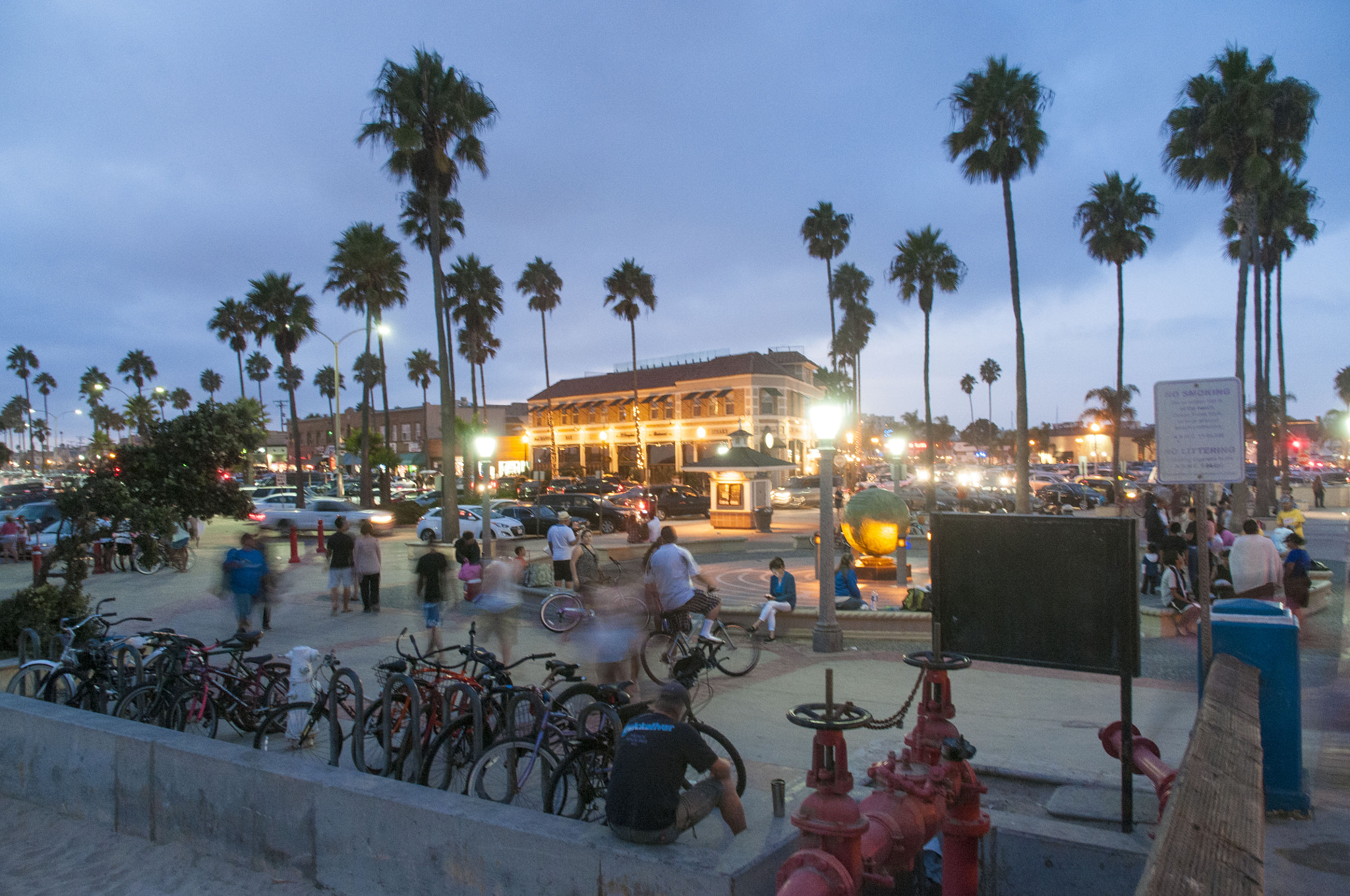 Nikon D300 + Sigma 18-200mm F3.5-6.3 DC sample photo. Newport, ca photography