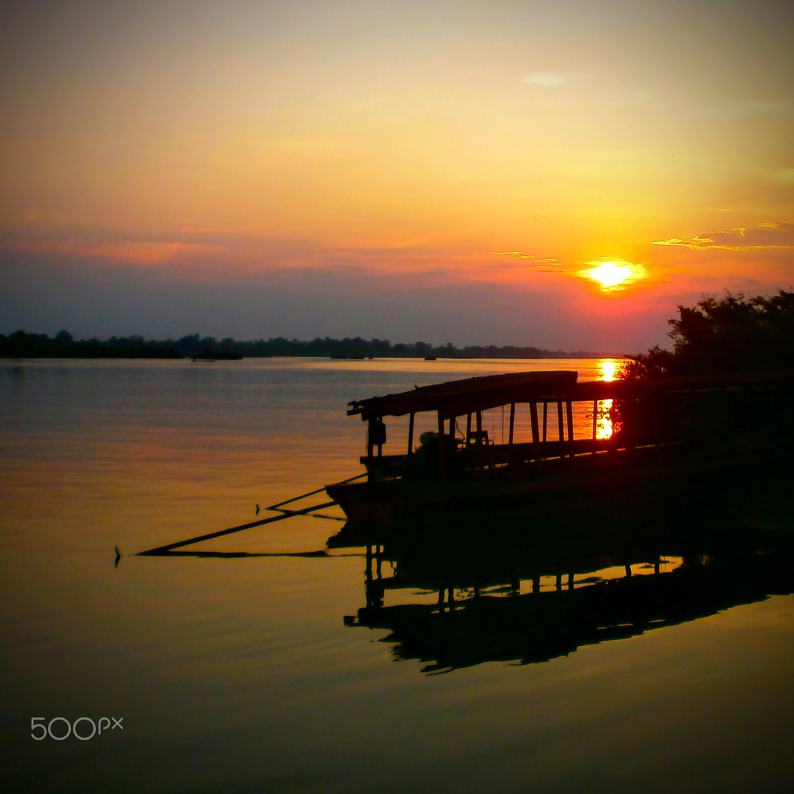 Olympus VG150,D735 sample photo. Sunset in si phan don photography