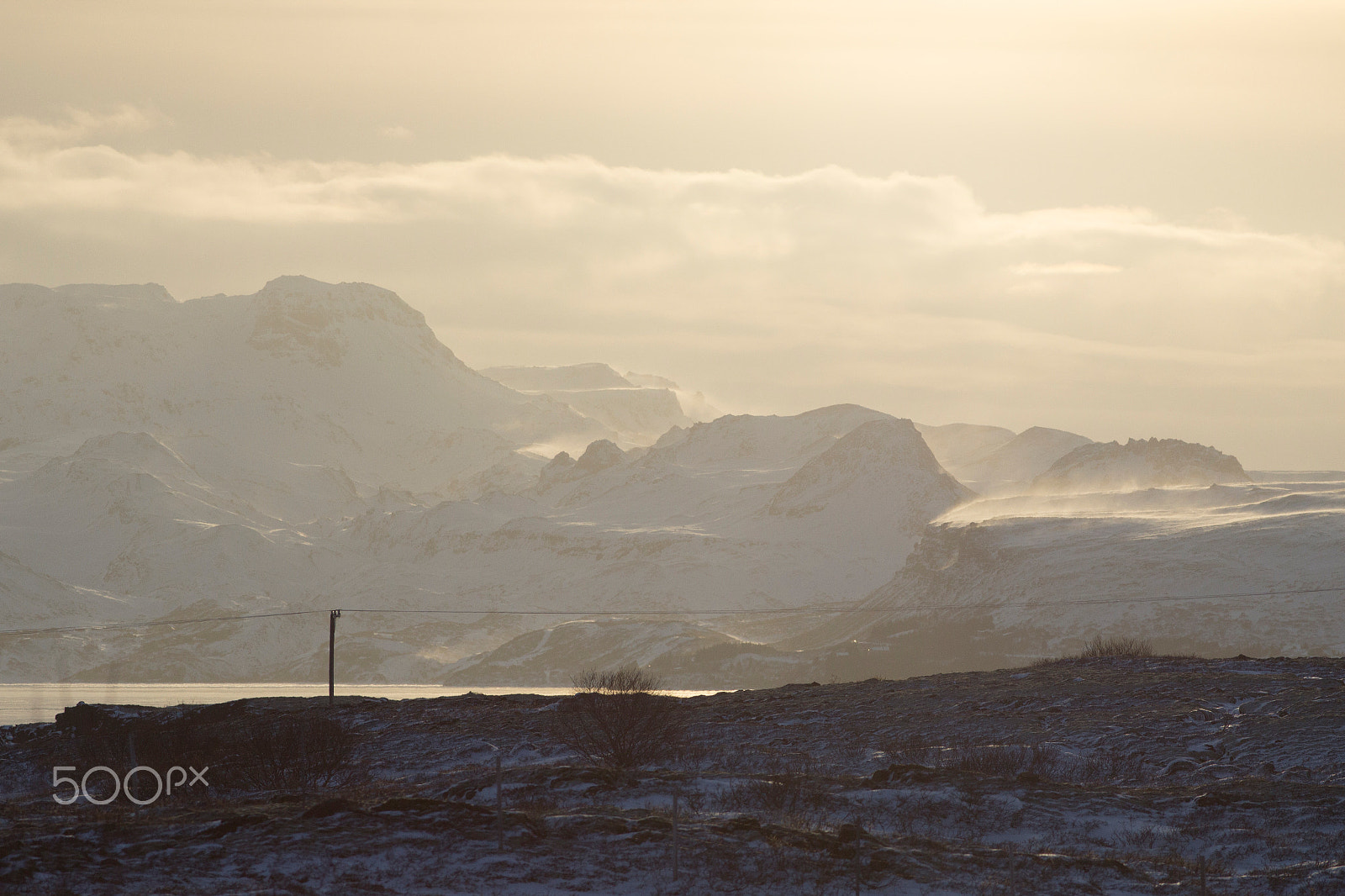 Canon EOS 600D (Rebel EOS T3i / EOS Kiss X5) + Canon EF 200mm F2.8L II USM sample photo. Icelandic mountain range photography