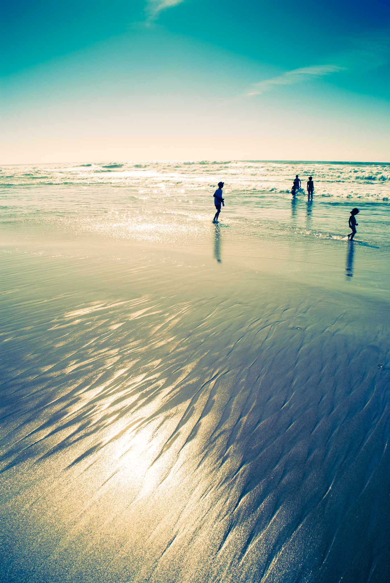Nikon D60 sample photo. Ocean blue yellow photography