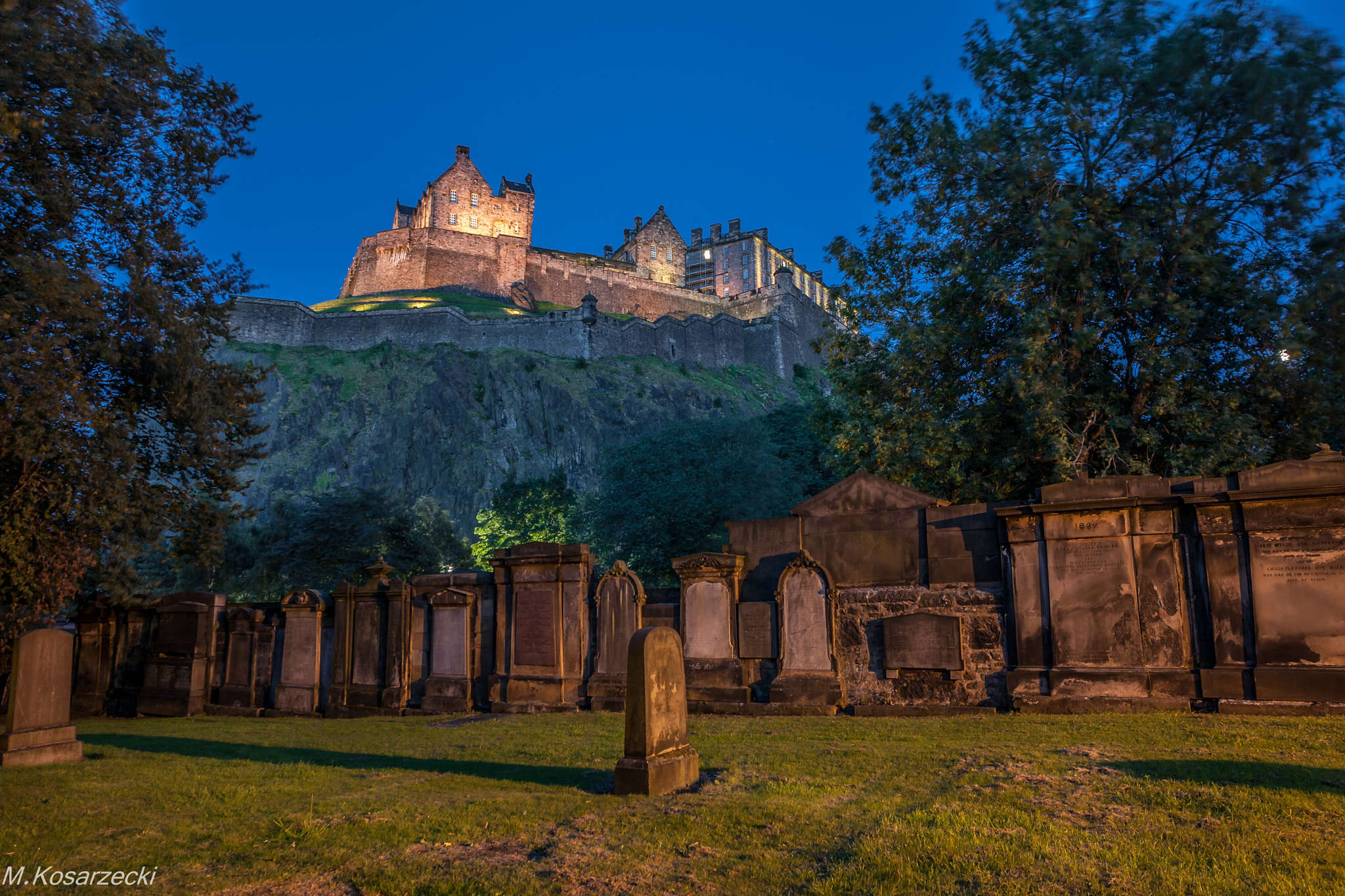 Sigma 24mm f/1.8 DG Macro EX sample photo. Edinburgh castle photography
