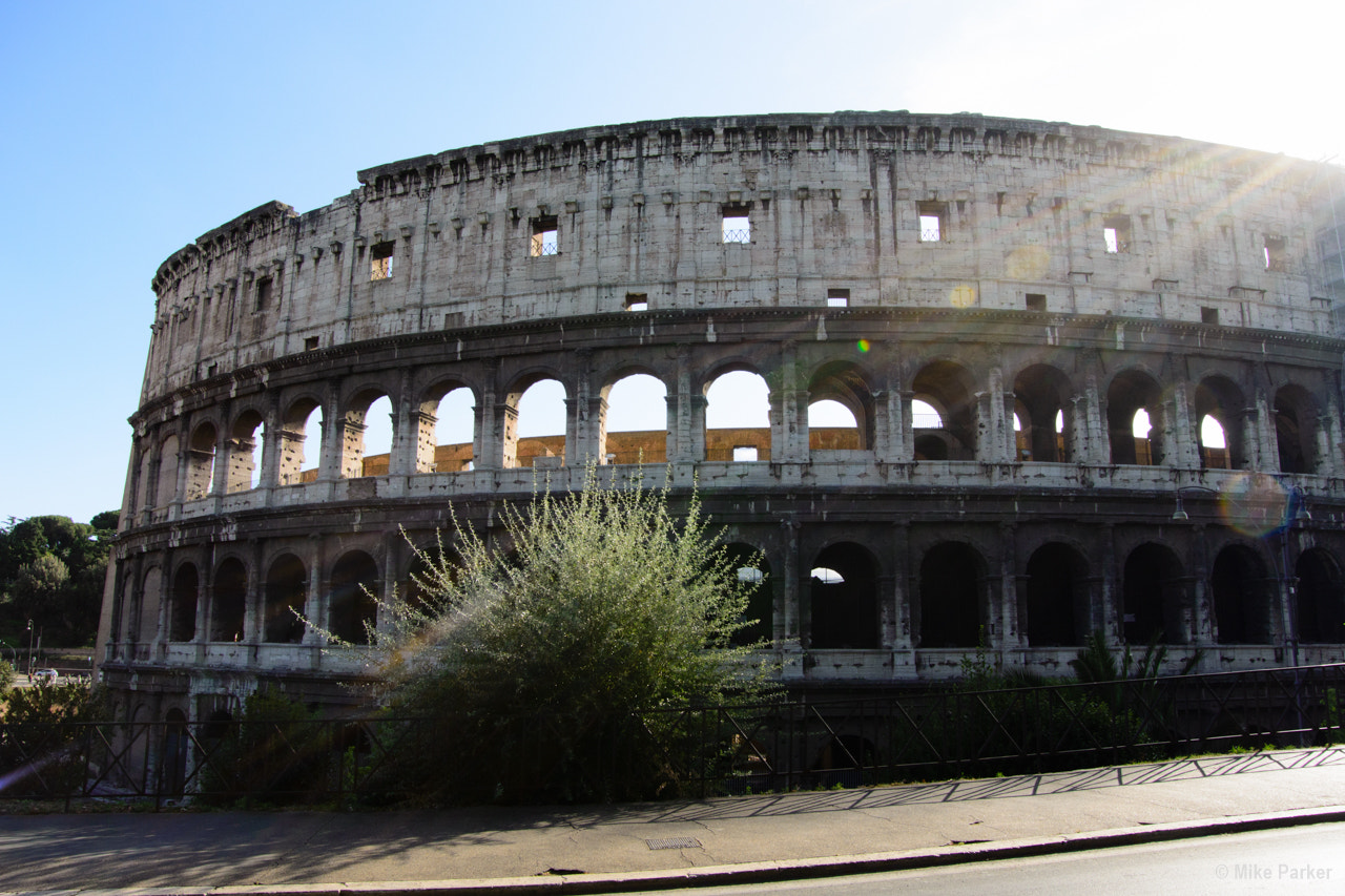 1 NIKKOR VR 10-100mm f/4-5.6 sample photo. Colosseum photography