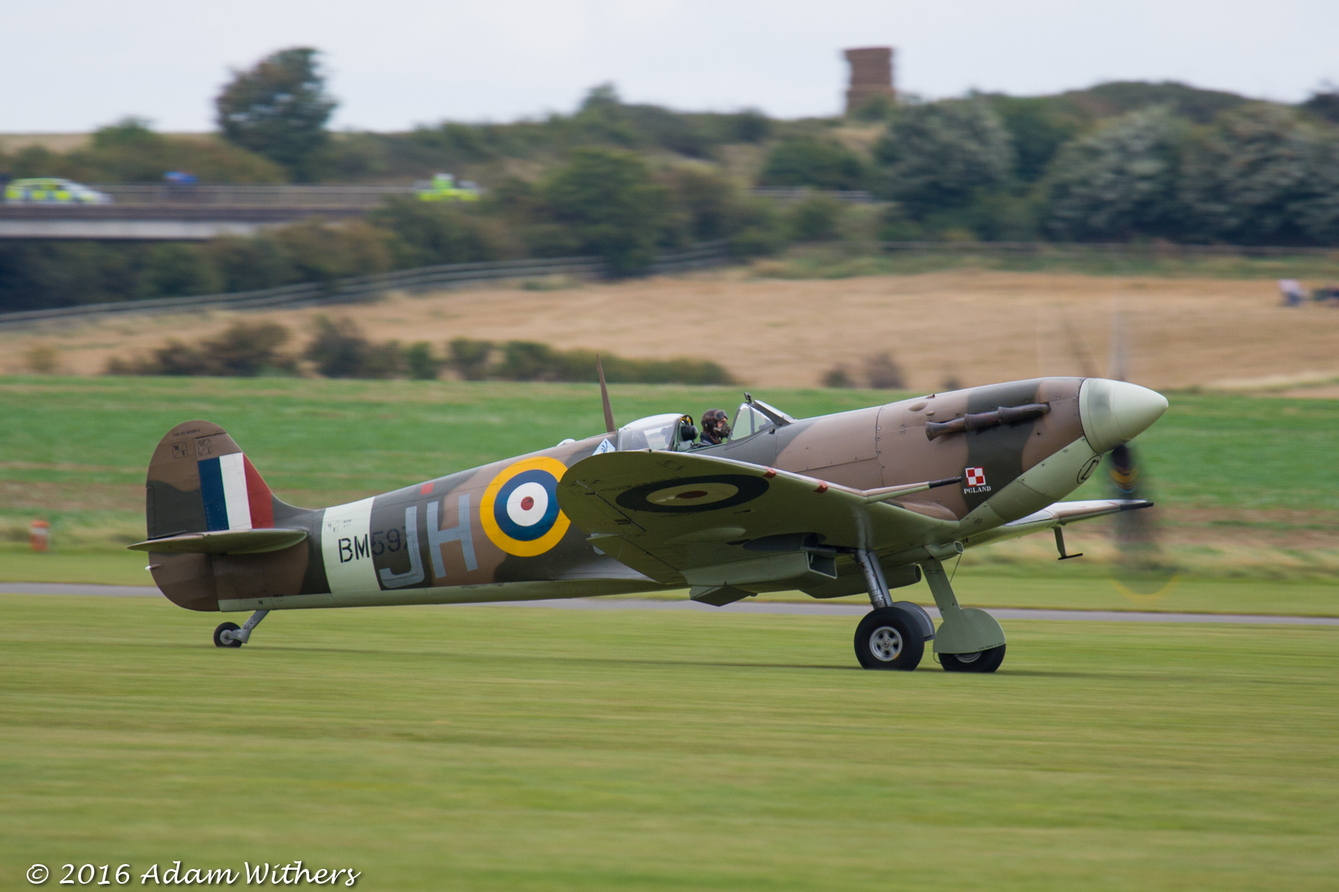 Canon EF 100-400mm F4.5-5.6L IS USM sample photo. Supermarine spitfire photography