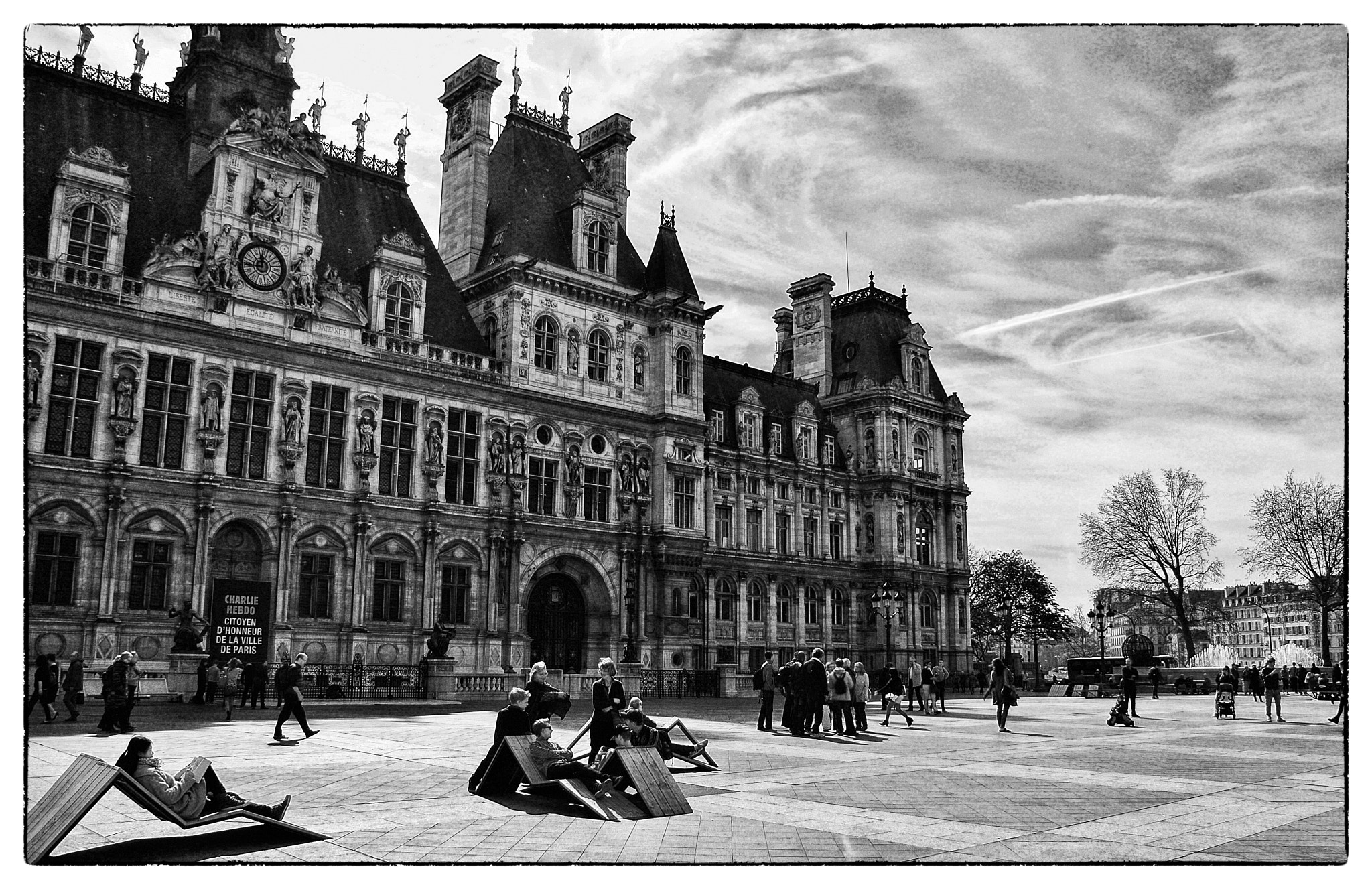 Nikon 1 V1 sample photo. Hotel de ville photography