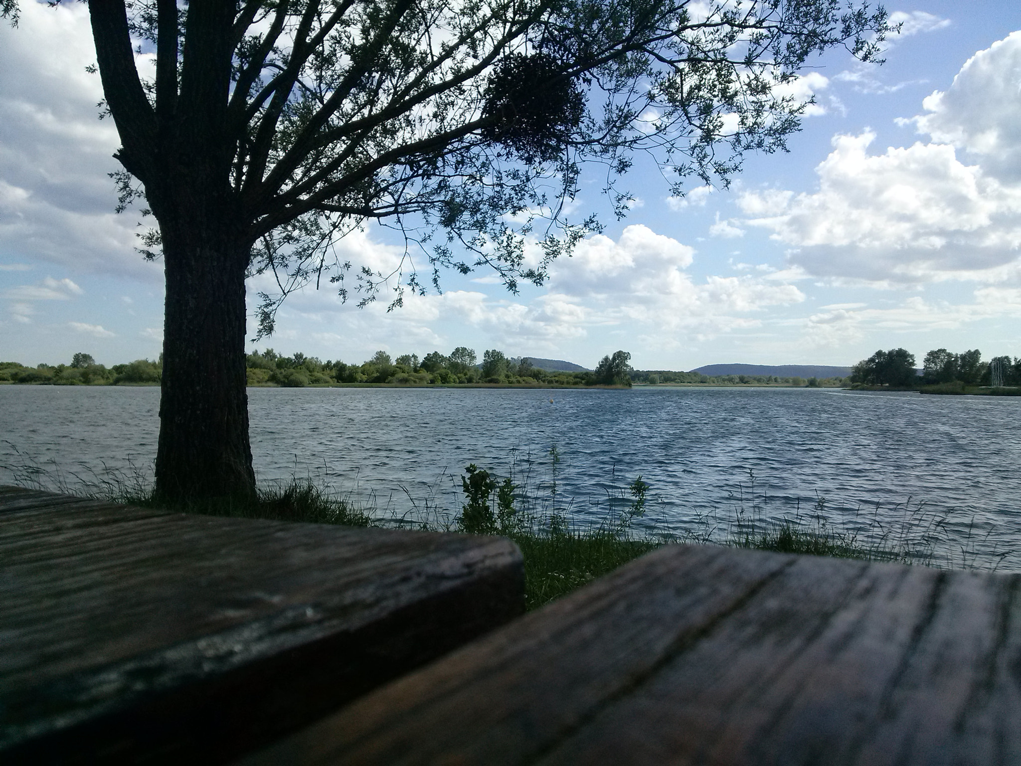 LG OPTIMUS L7 II sample photo. Lake in france photography
