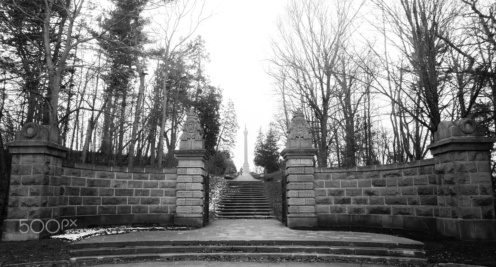 Canon EOS 30D + Canon EF 15mm F2.8 Fisheye sample photo. Sunday at brock's monument photography