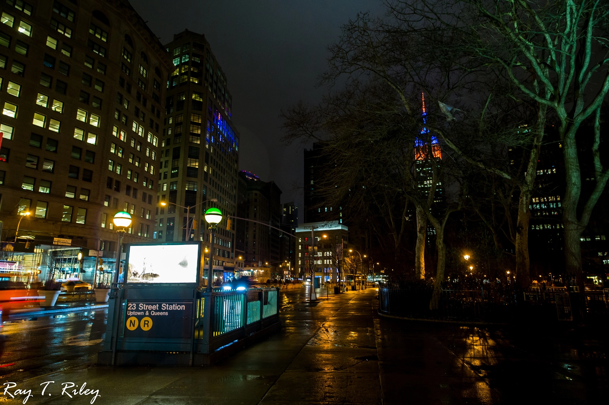 ZEISS Milvus 21mm F2.8 sample photo. Fifth ave. photography
