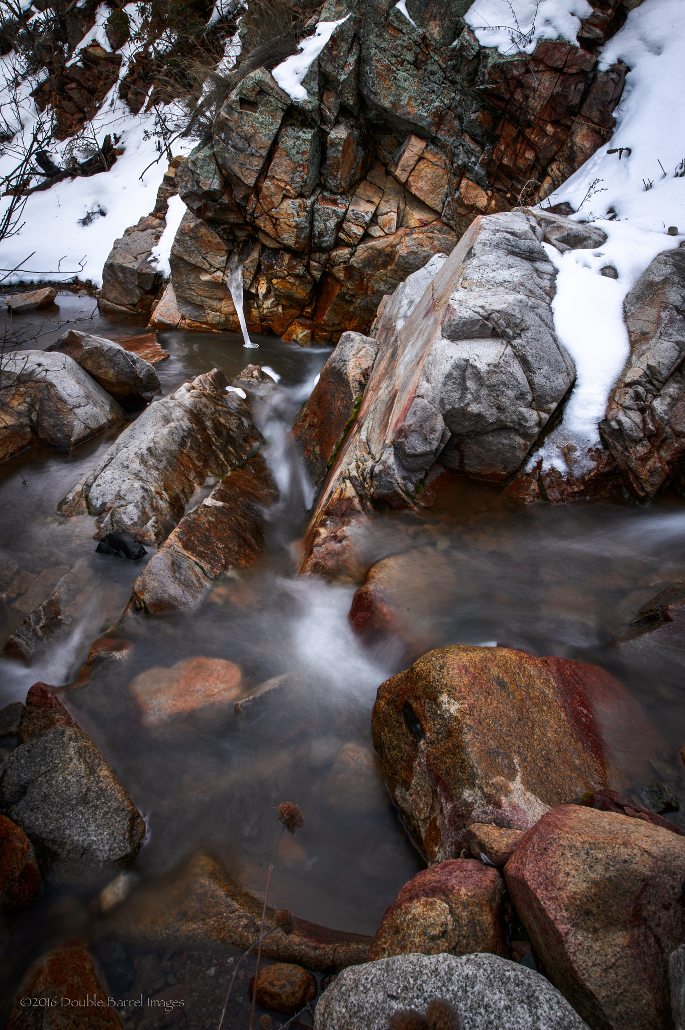 AF Zoom-Nikkor 24-120mm f/3.5-5.6D IF sample photo. Mini frozen waterfall photography