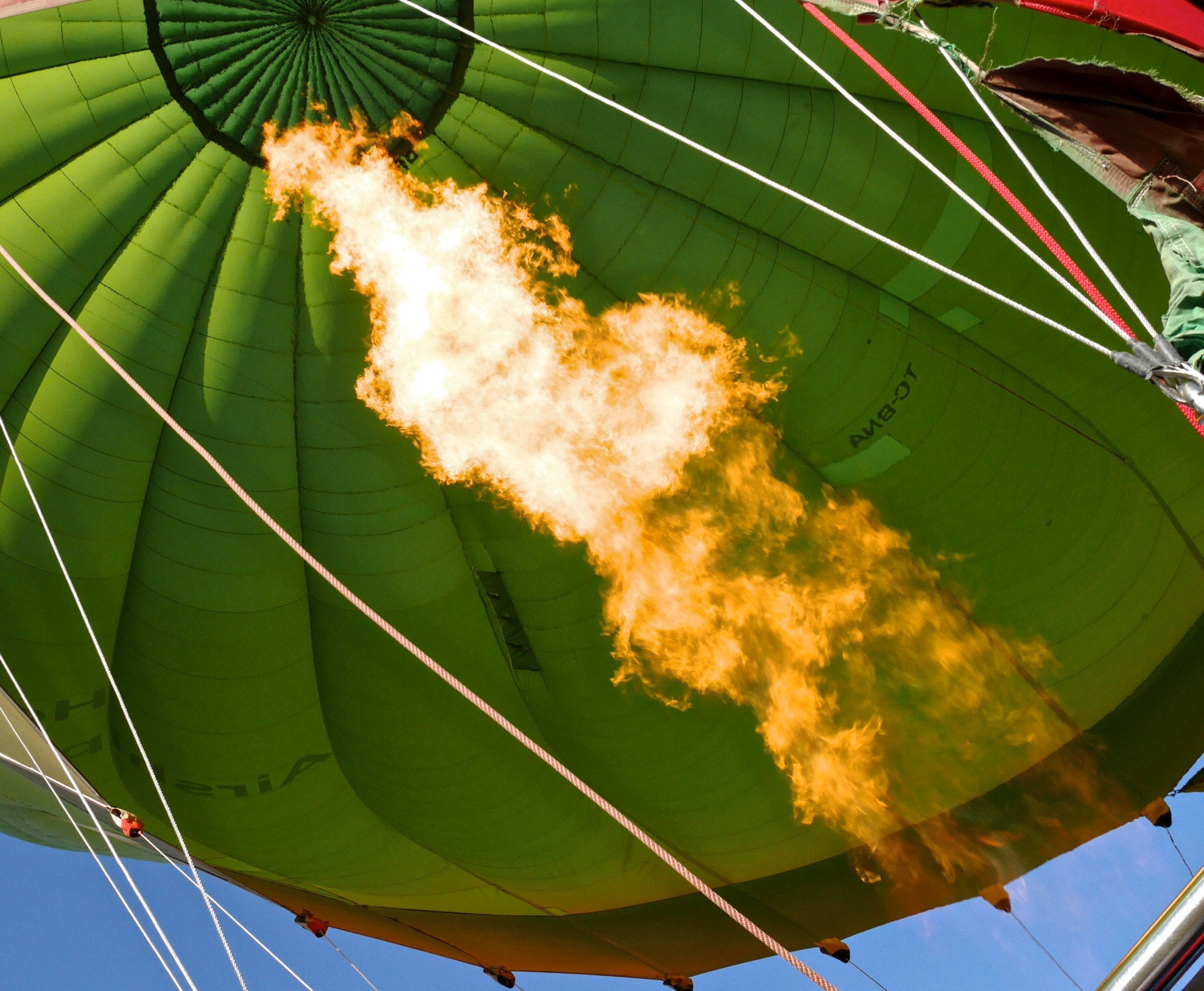 Panasonic Lumix DMC-GM5 sample photo. Balloon ride photography