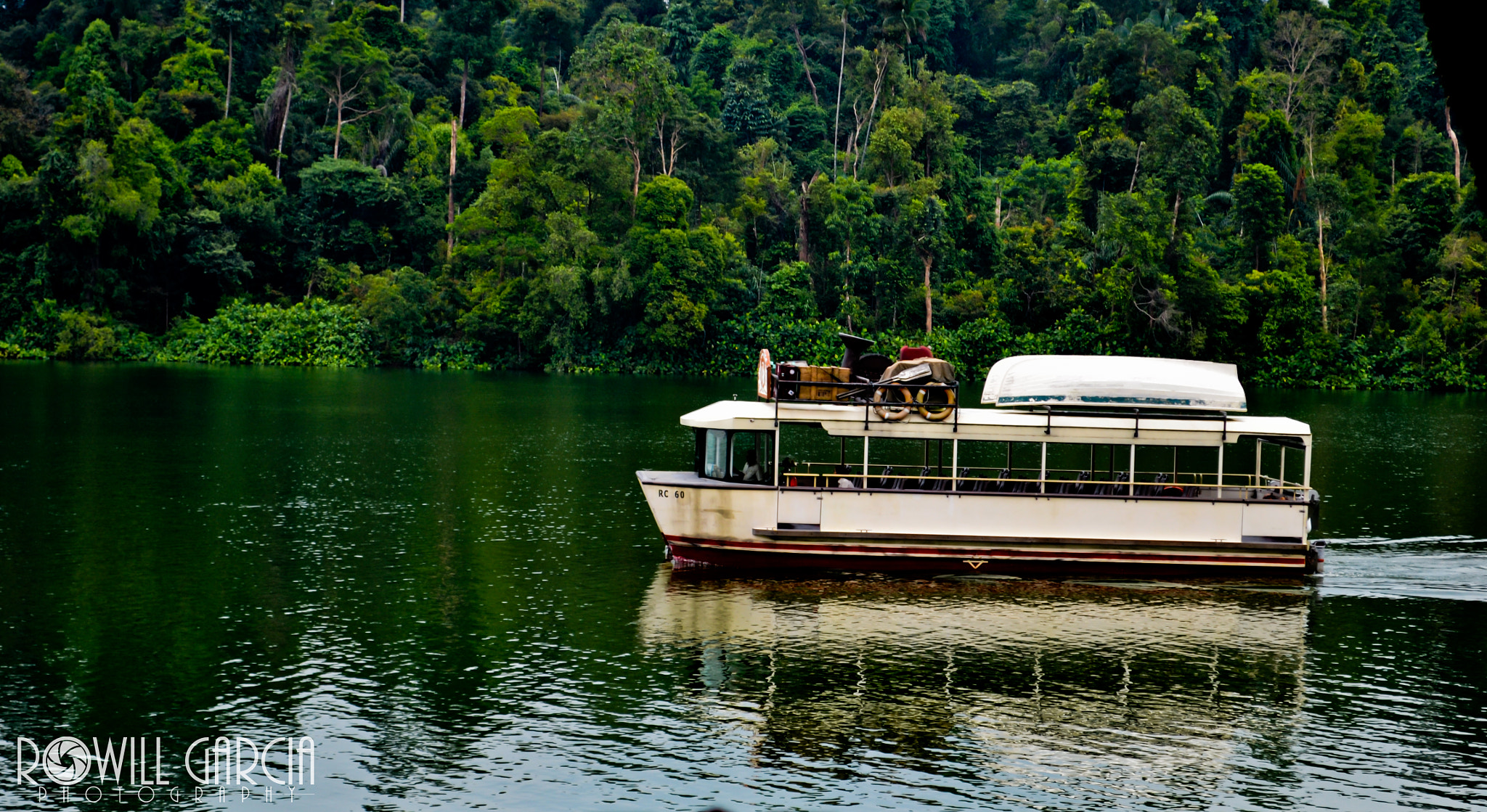 AF Zoom-Nikkor 24-50mm f/3.3-4.5D sample photo. River safari cruise photography