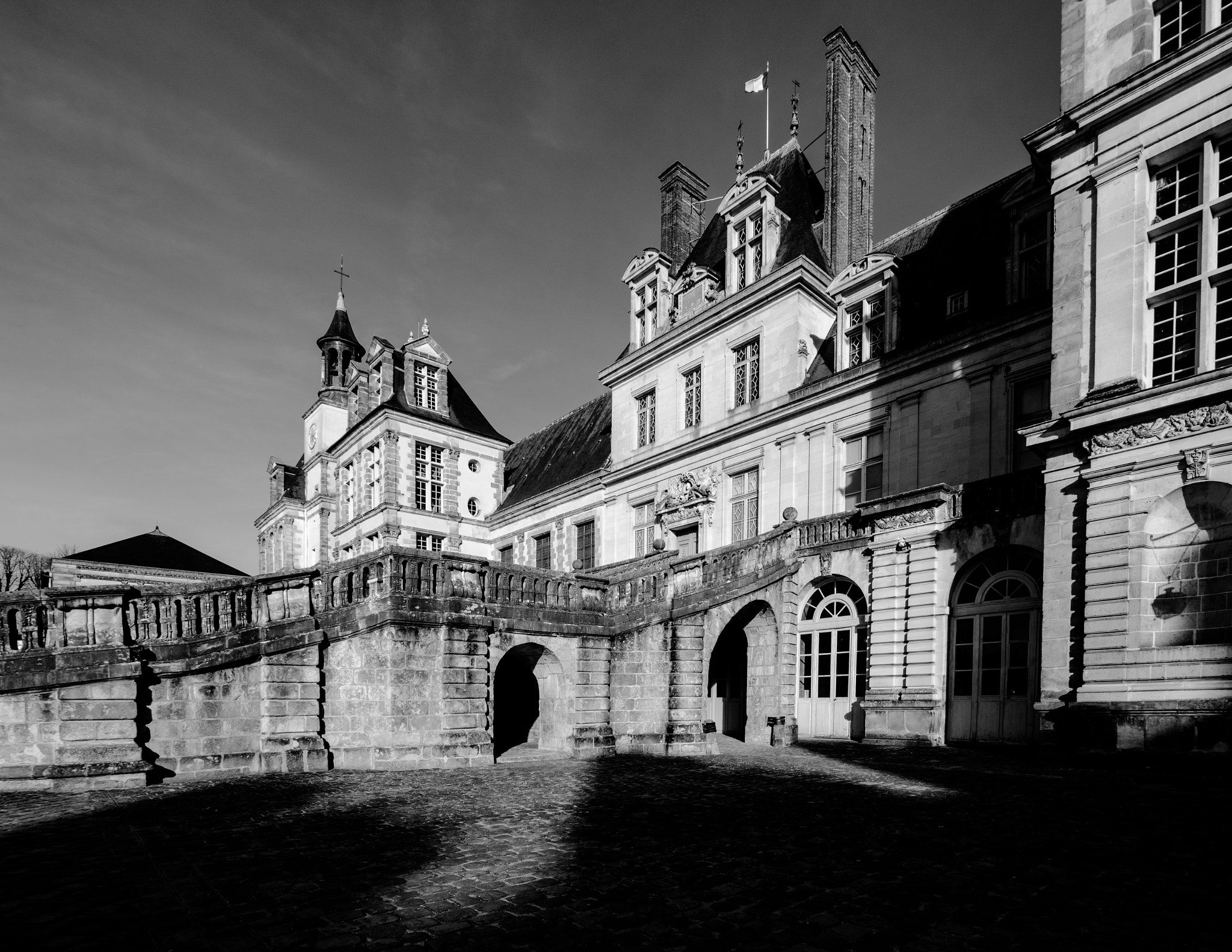 Sigma 10-20mm F3.5 EX DC HSM sample photo. Francois 1st shadows photography
