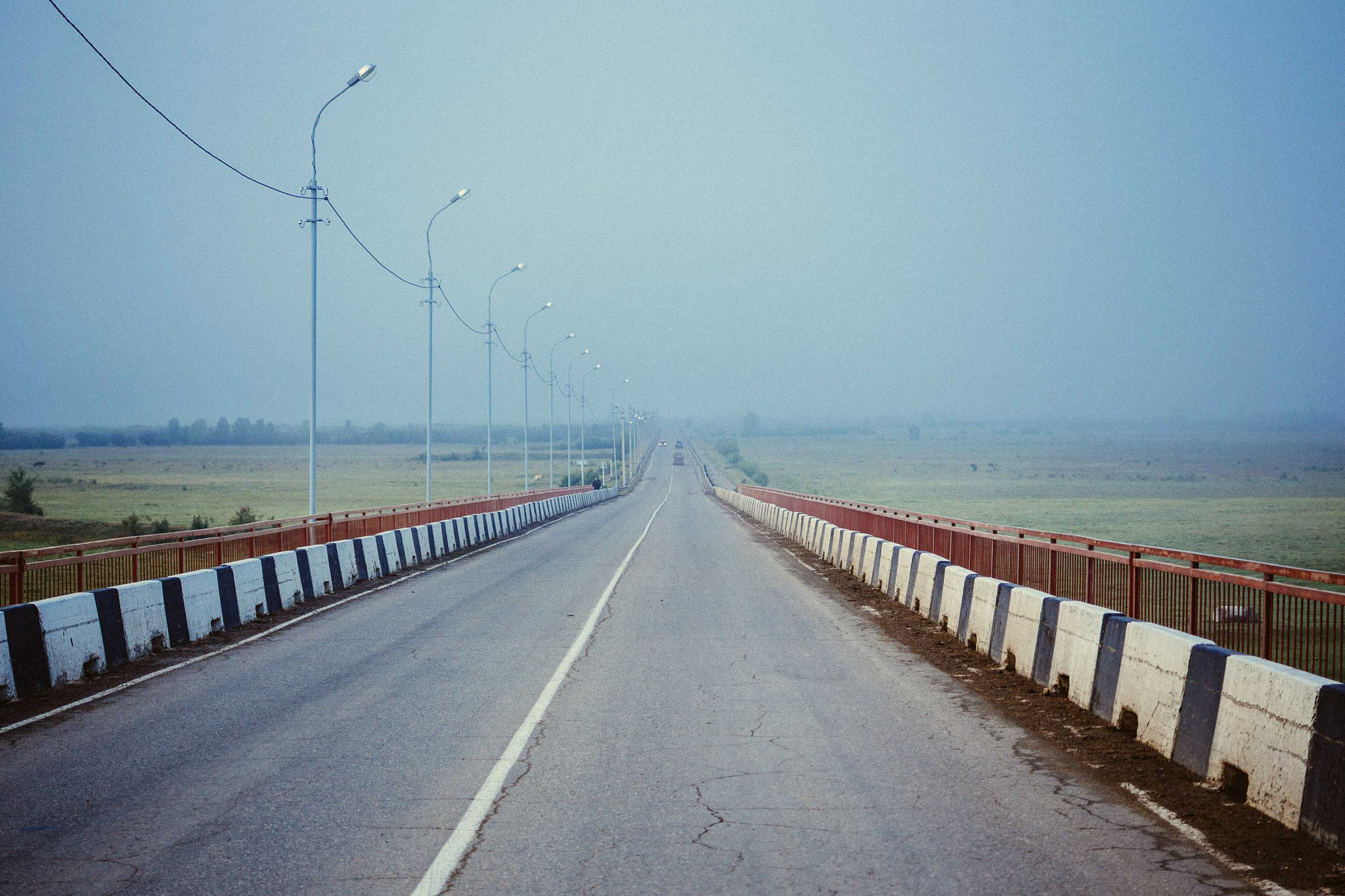 Canon EF 28-70mm f/3.5-4.5 sample photo. Road photography