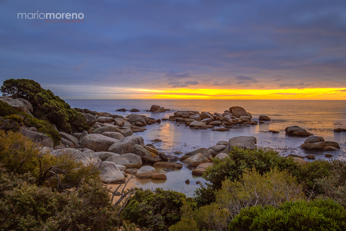 Canon EOS-1D Mark IV sample photo. Sunset in cosy bay photography