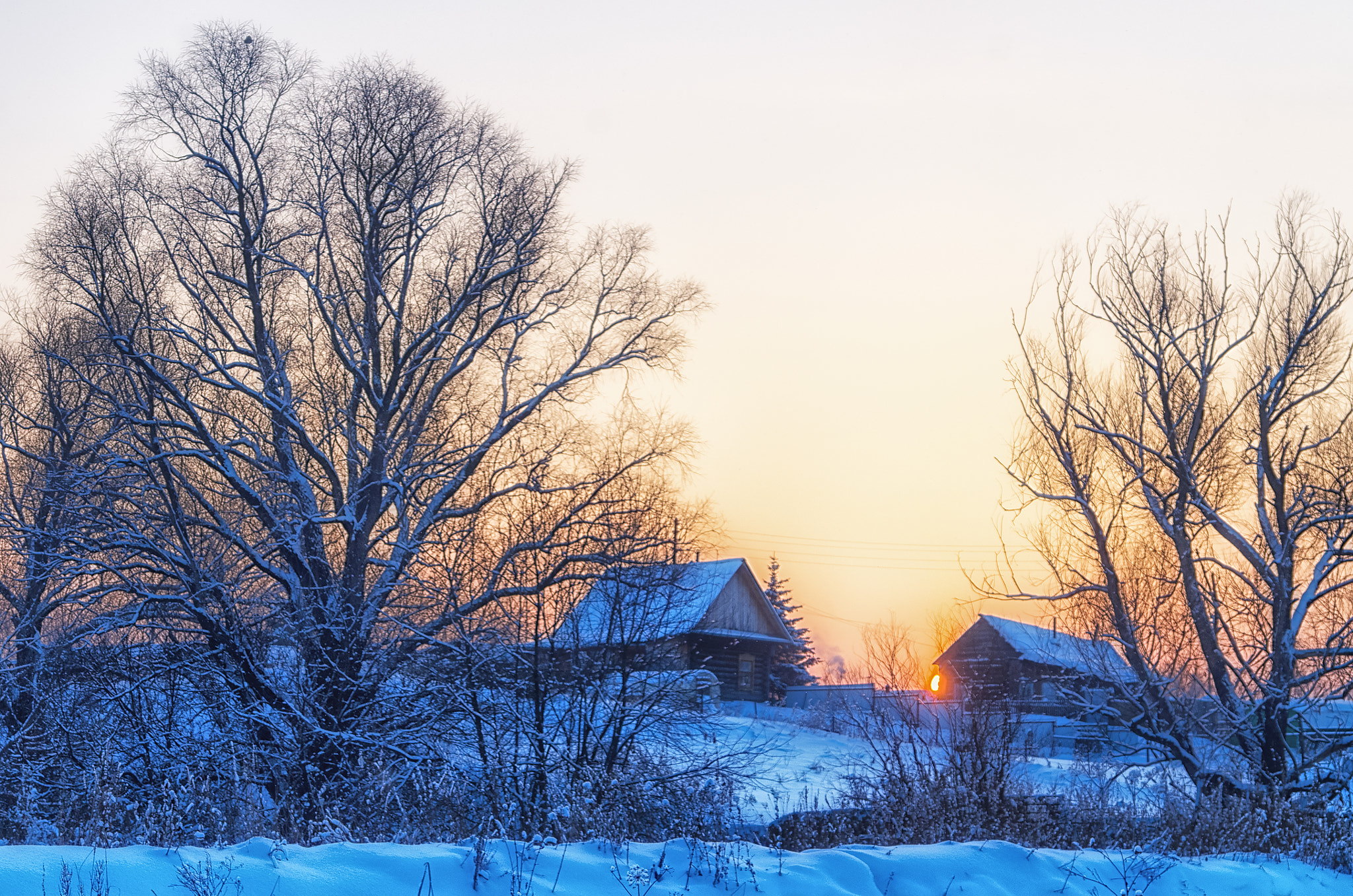 Pentax K-500 sample photo. Winter. village. evening too photography