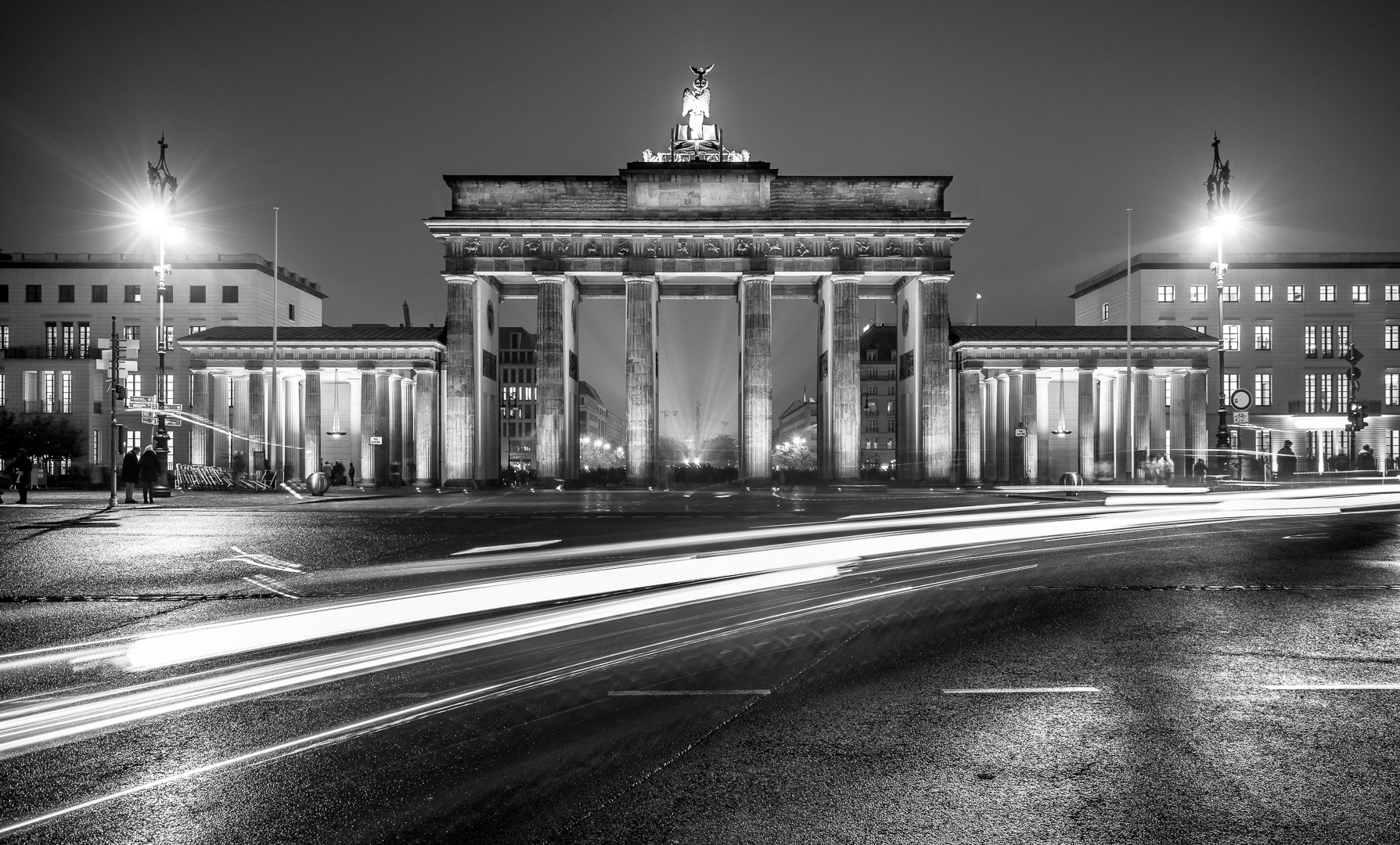 Sony a7R + Canon EF 16-35mm F4L IS USM sample photo. One night in berlin photography