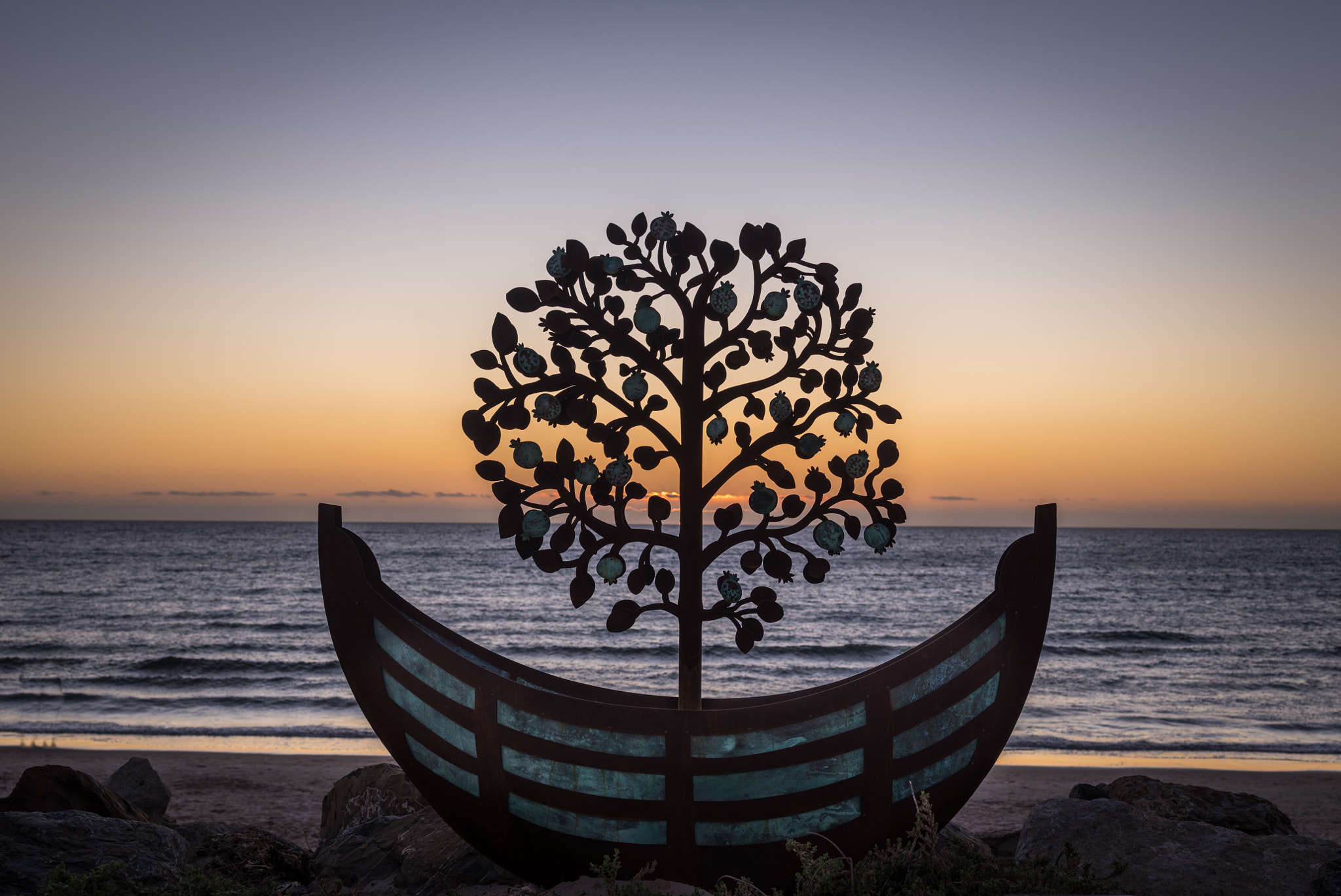 Pentax 645Z sample photo. Sculptures by the sea photography