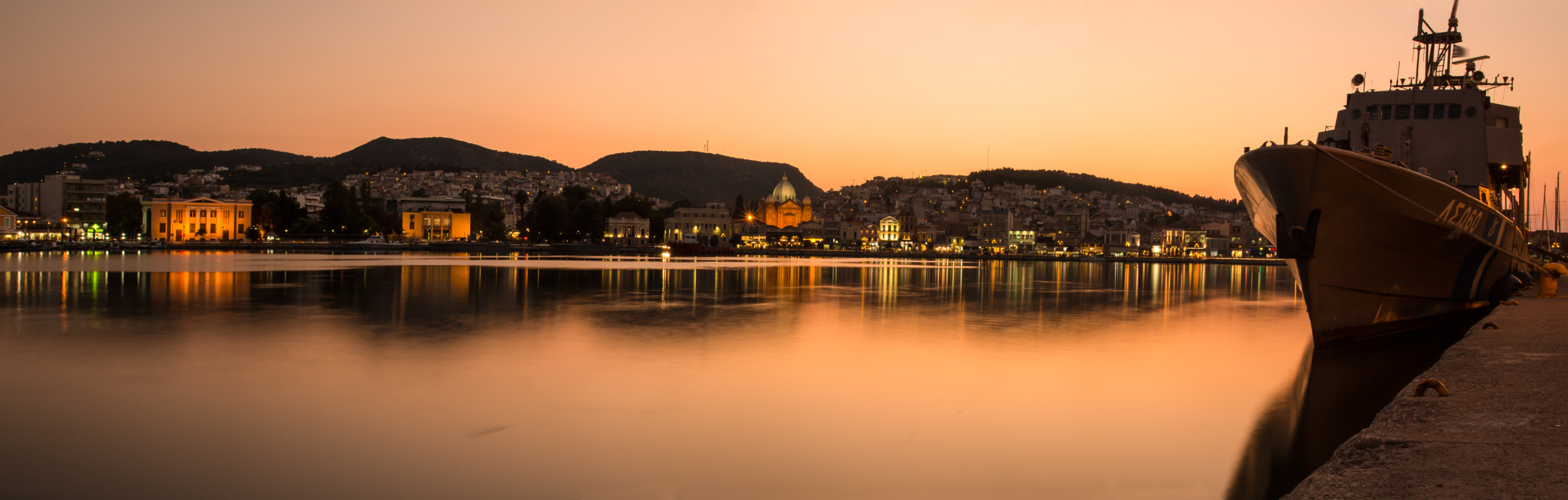 Canon EF 28-105mm f/3.5-4.5 USM sample photo. Golden port photography