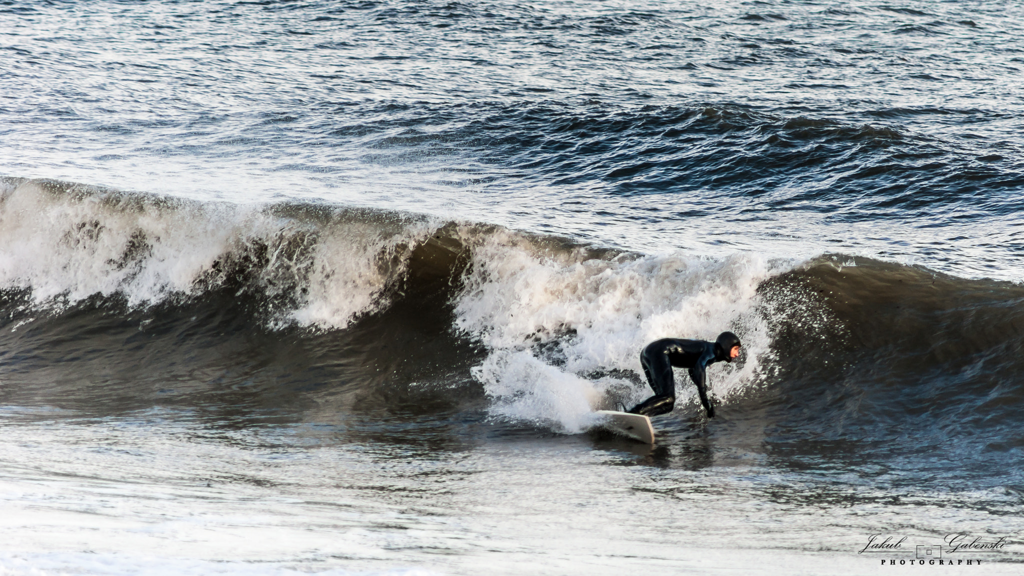 Minolta AF 70-210mm F4 Macro sample photo. Winter surfer photography