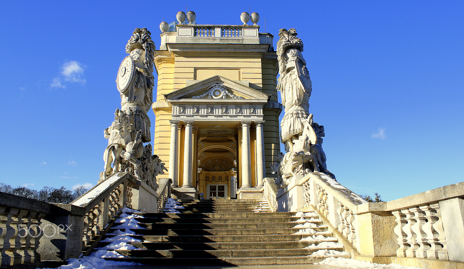 Canon EOS 7D Mark II + Canon EF-S 18-55mm F3.5-5.6 IS sample photo. Stairways of the gloriette photography