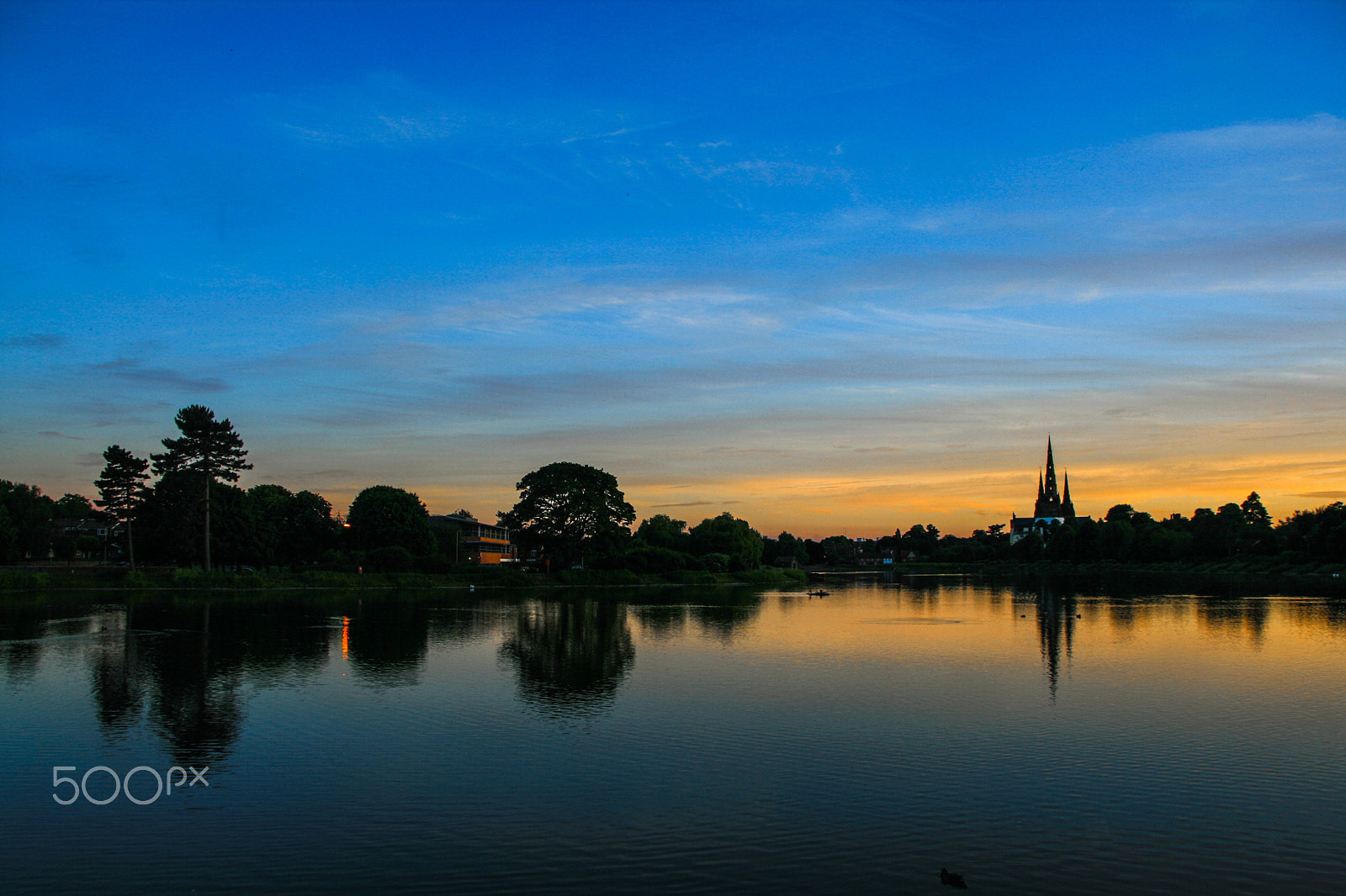 Canon EOS 400D (EOS Digital Rebel XTi / EOS Kiss Digital X) sample photo. Lichfield cathdral sunset photography