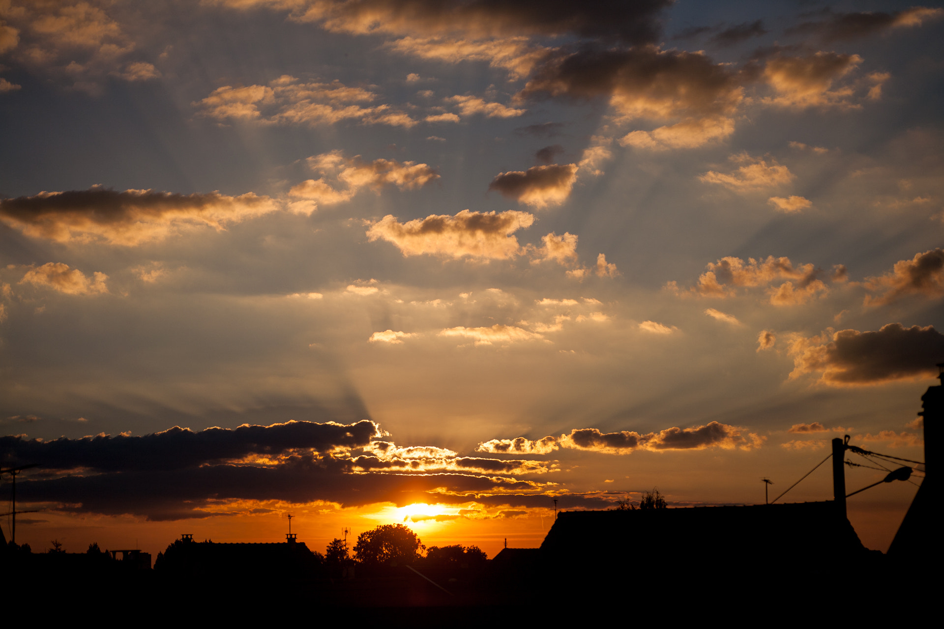 Canon EOS 5D + Tamron SP AF 90mm F2.8 Di Macro sample photo. Mood clouds photography