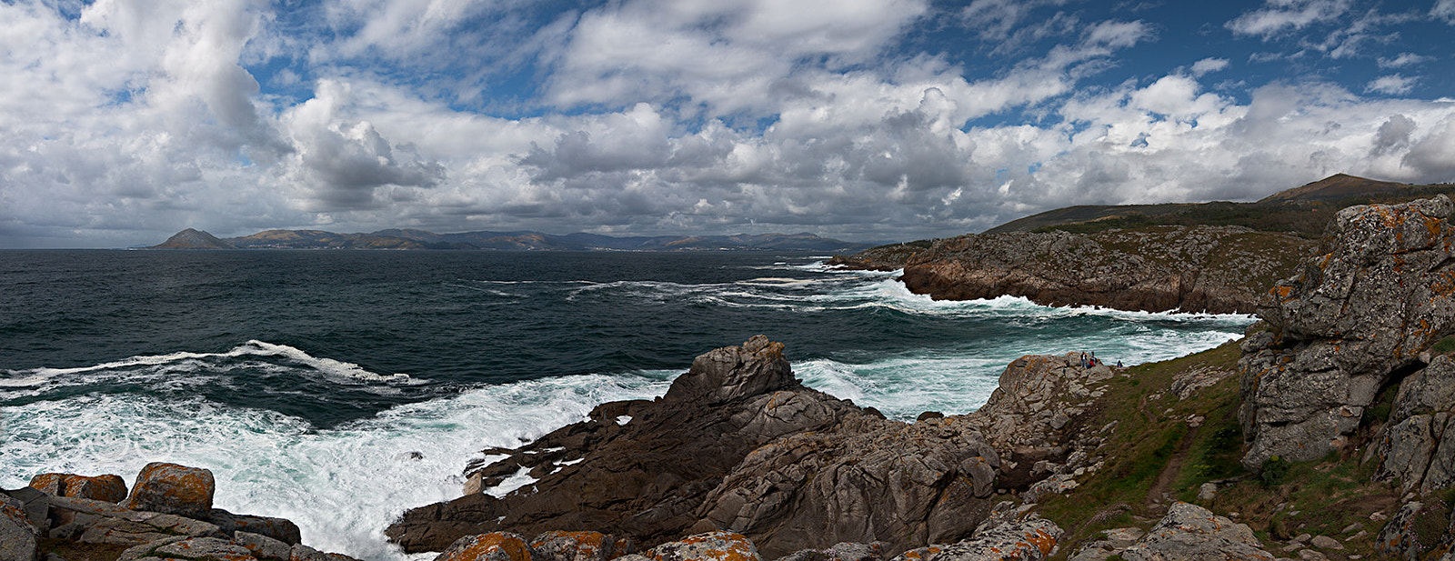 Tokina AT-X Pro 12-24mm F4 (IF) DX sample photo. Muros y noia photography
