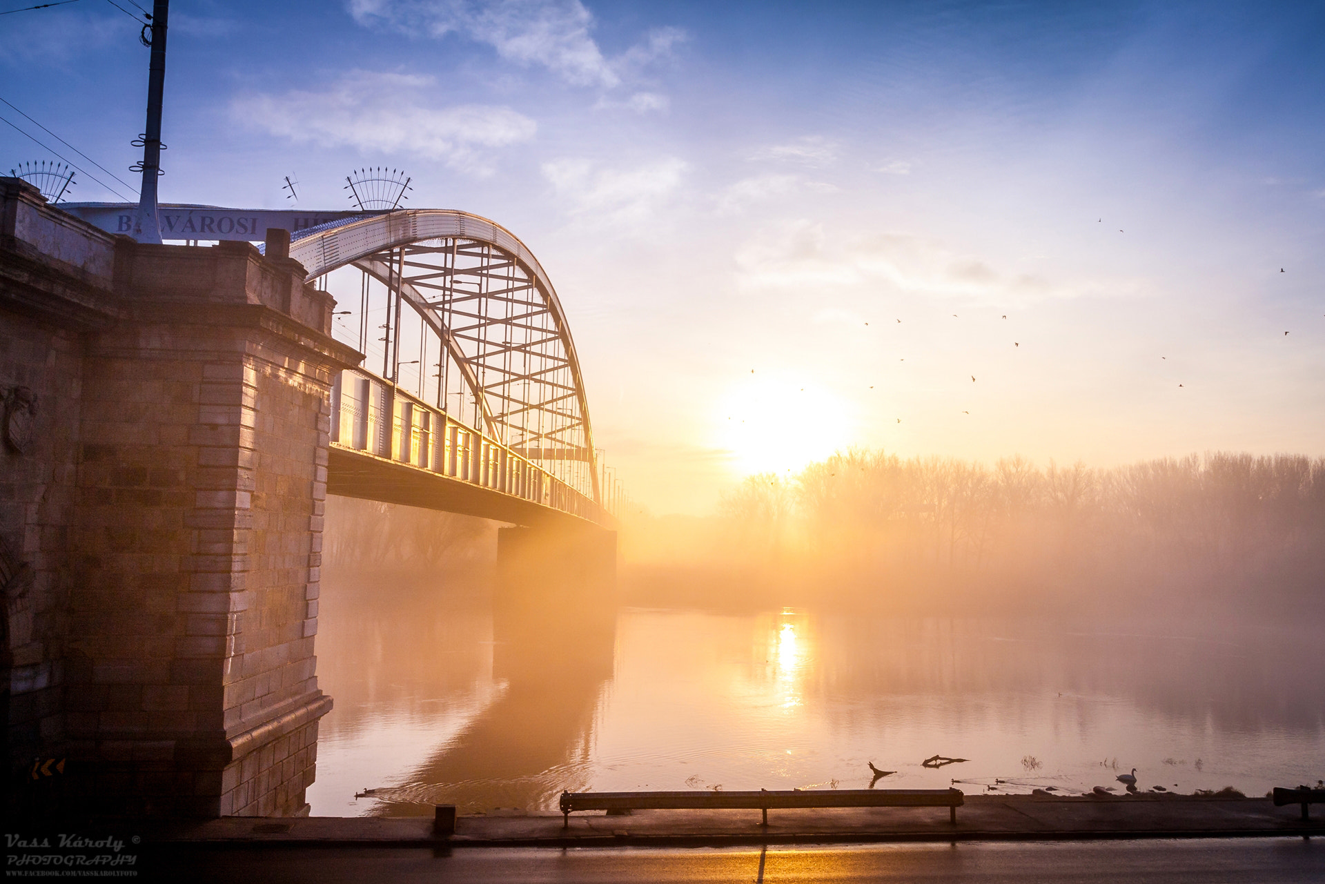 Canon EOS 40D + Canon EF-S 10-18mm F4.5–5.6 IS STM sample photo. Awakening (tisza river) photography