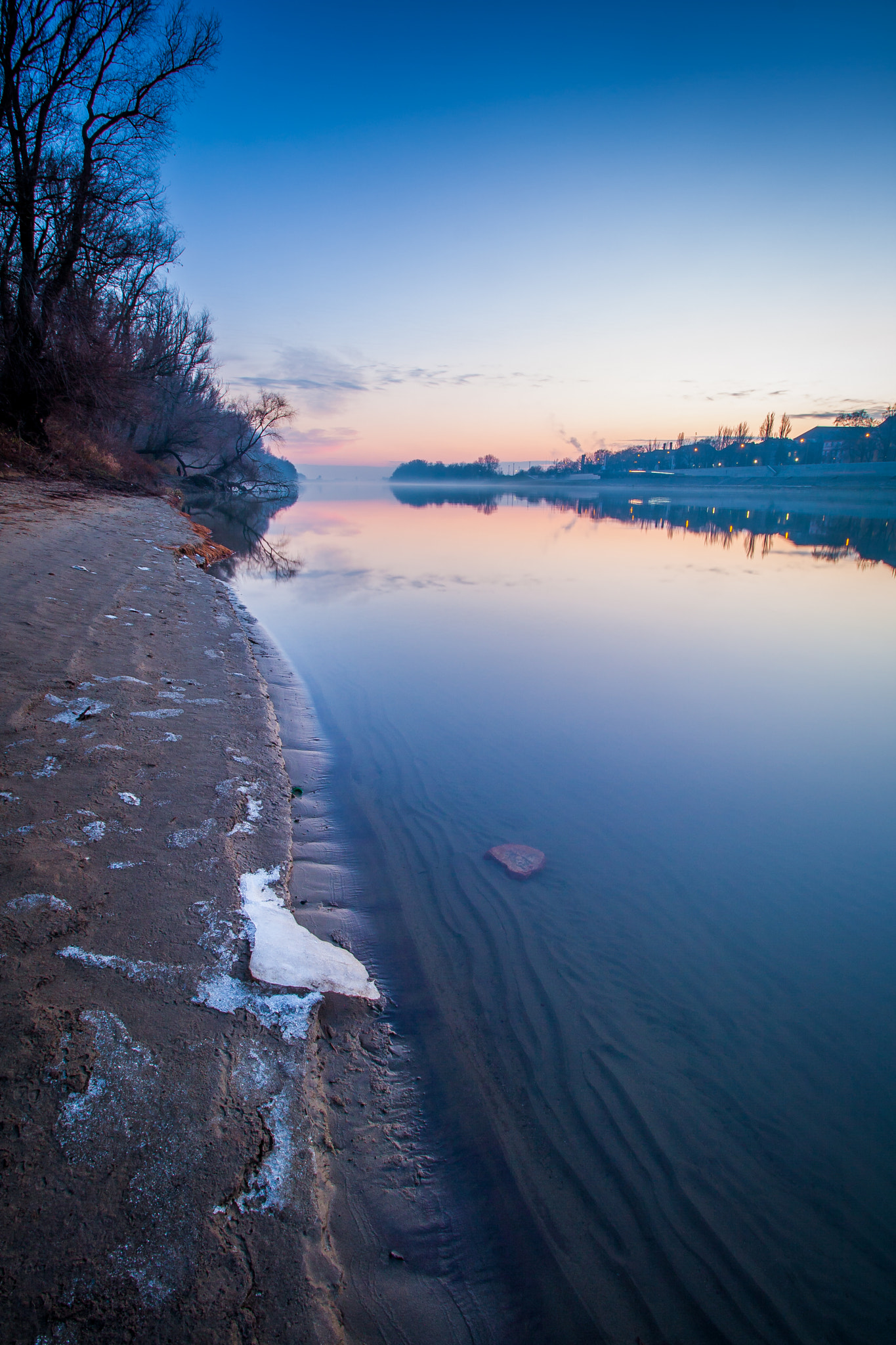 Canon EOS 40D + Canon EF-S 10-18mm F4.5–5.6 IS STM sample photo. Cold as ice... ii. photography