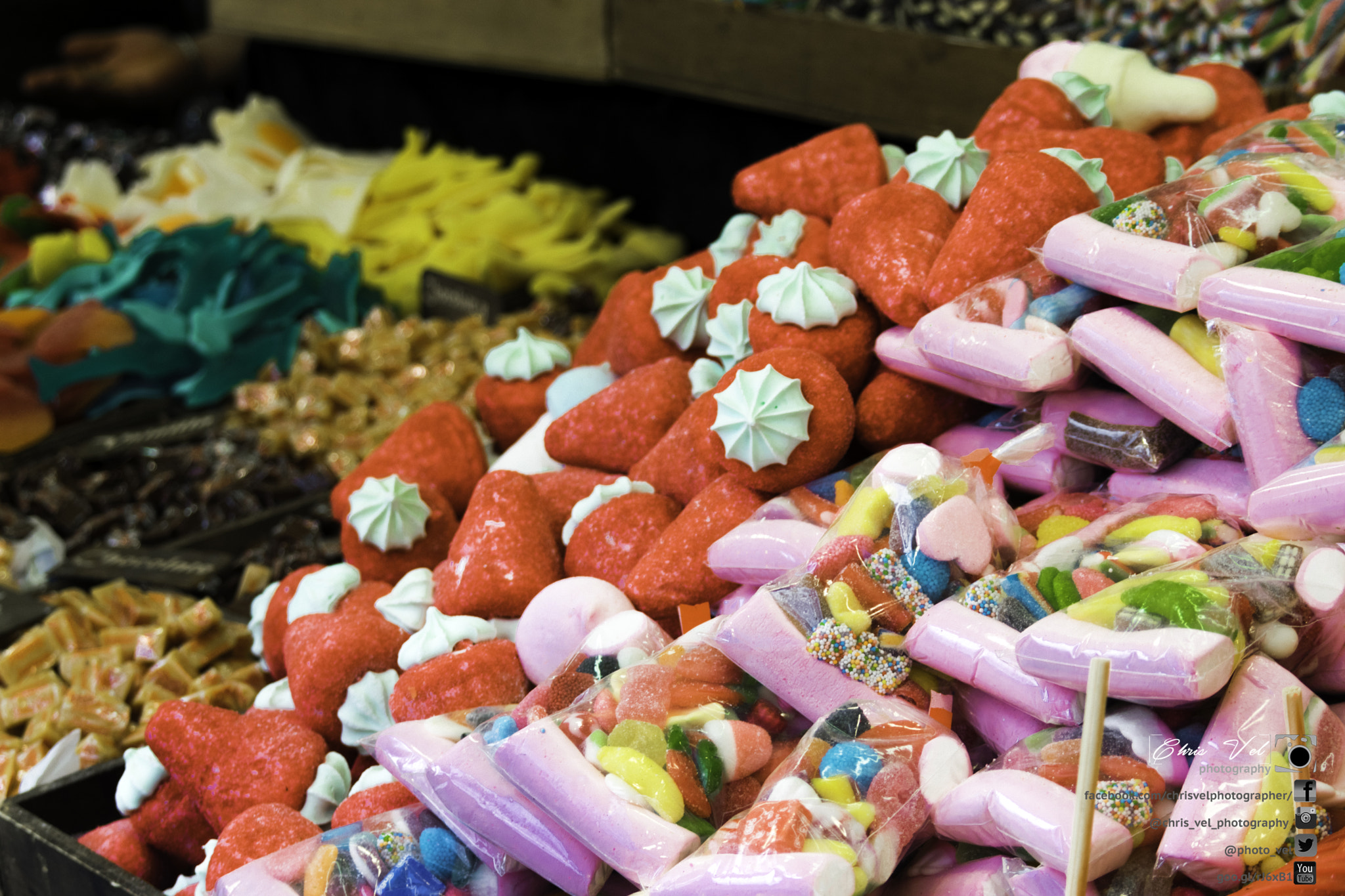 Sigma 18-200mm F3.5-6.3 DC OS HSM sample photo. Candies photography