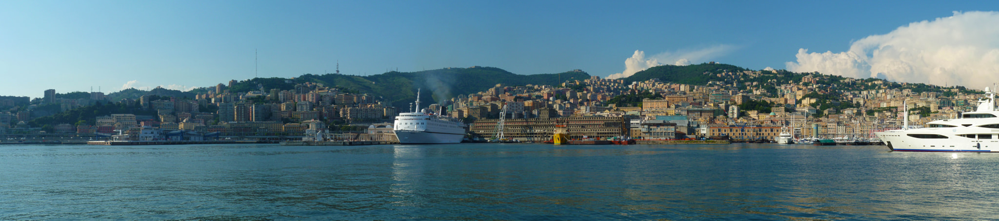 Leica V-Lux 20 sample photo. Genoa panoramic photography