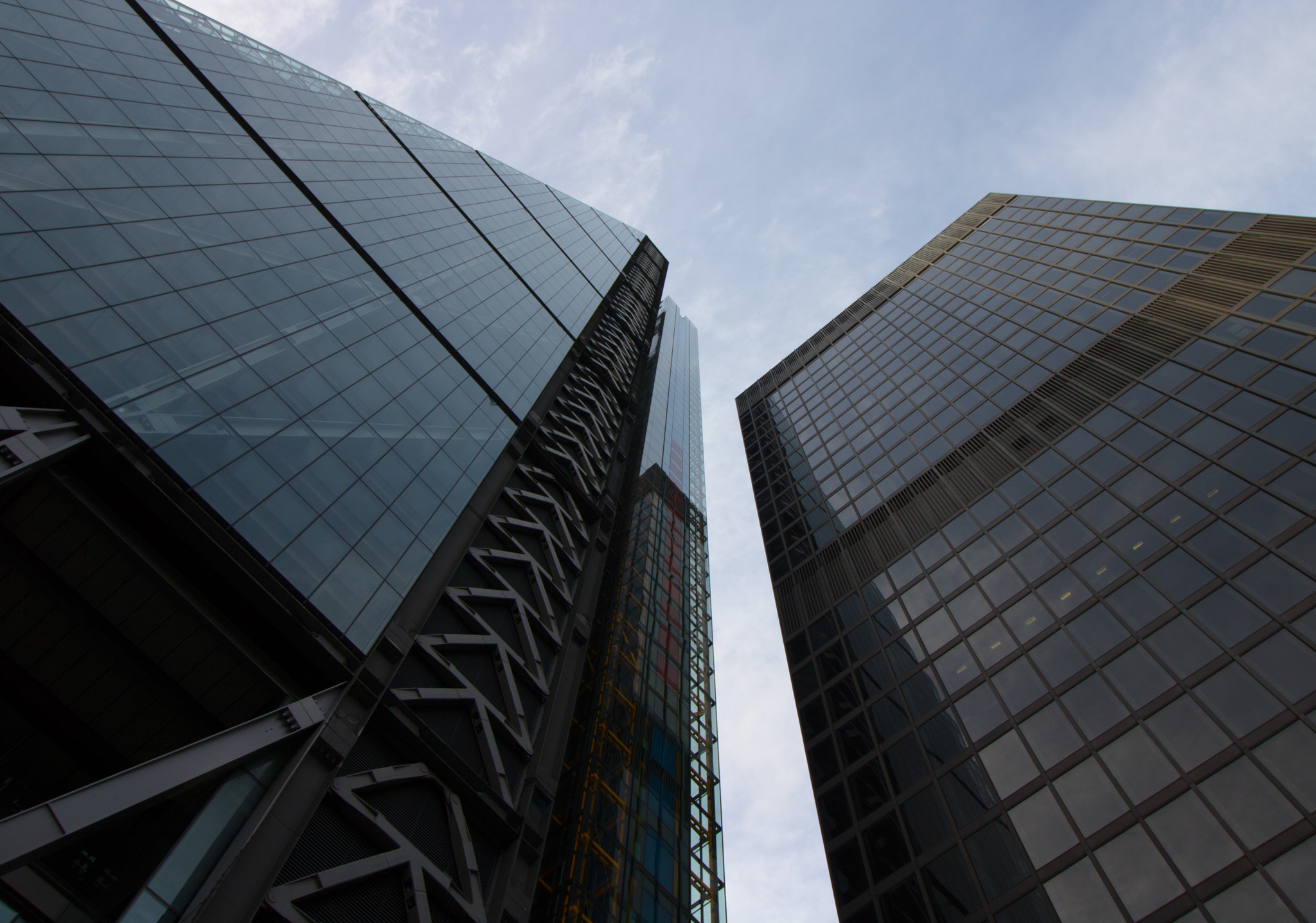 Canon EF-S 10-18mm F4.5–5.6 IS STM sample photo. No, i'm taller photography