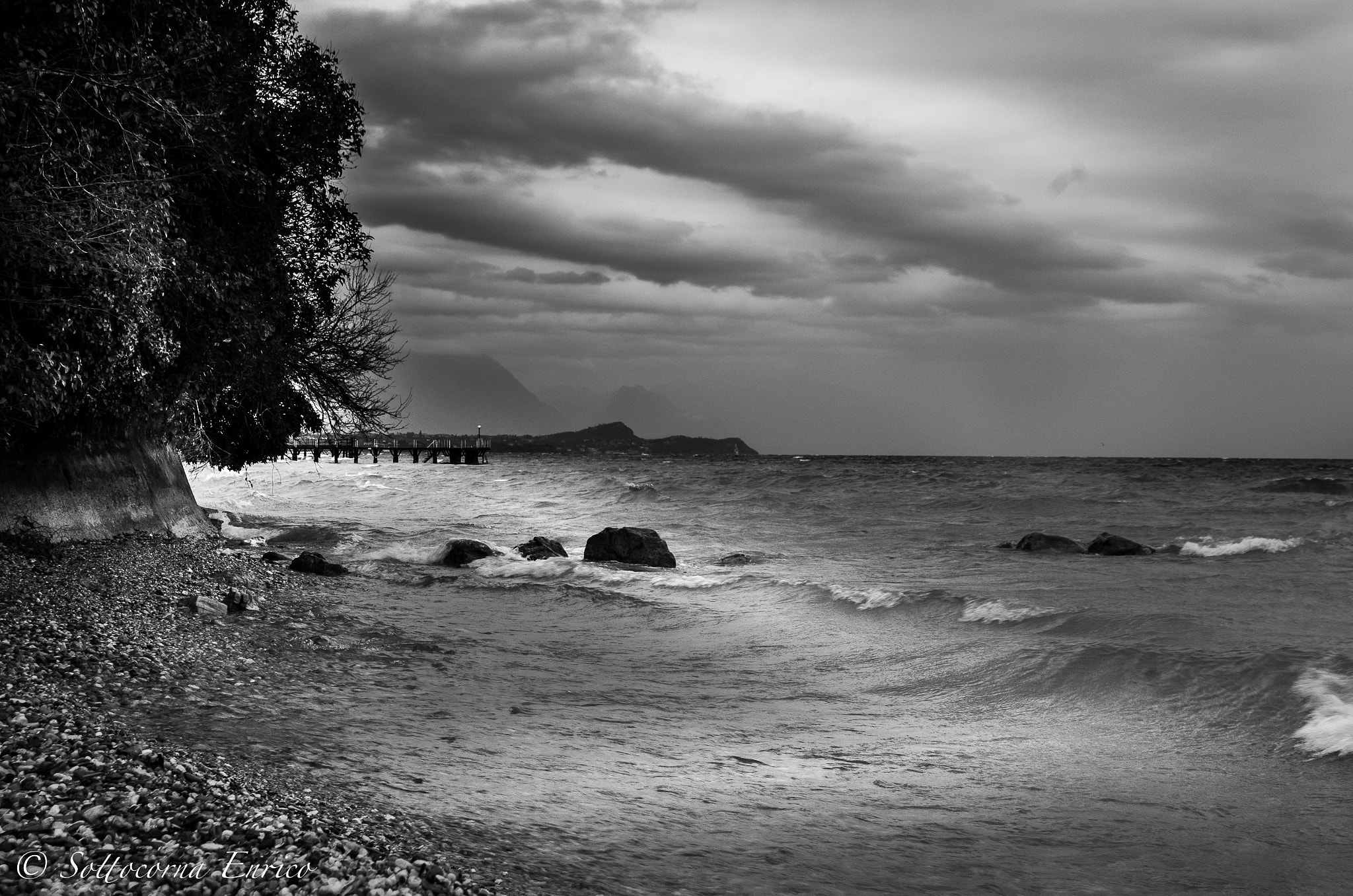 Pentax K-50 + Sigma sample photo. Desenzano photography