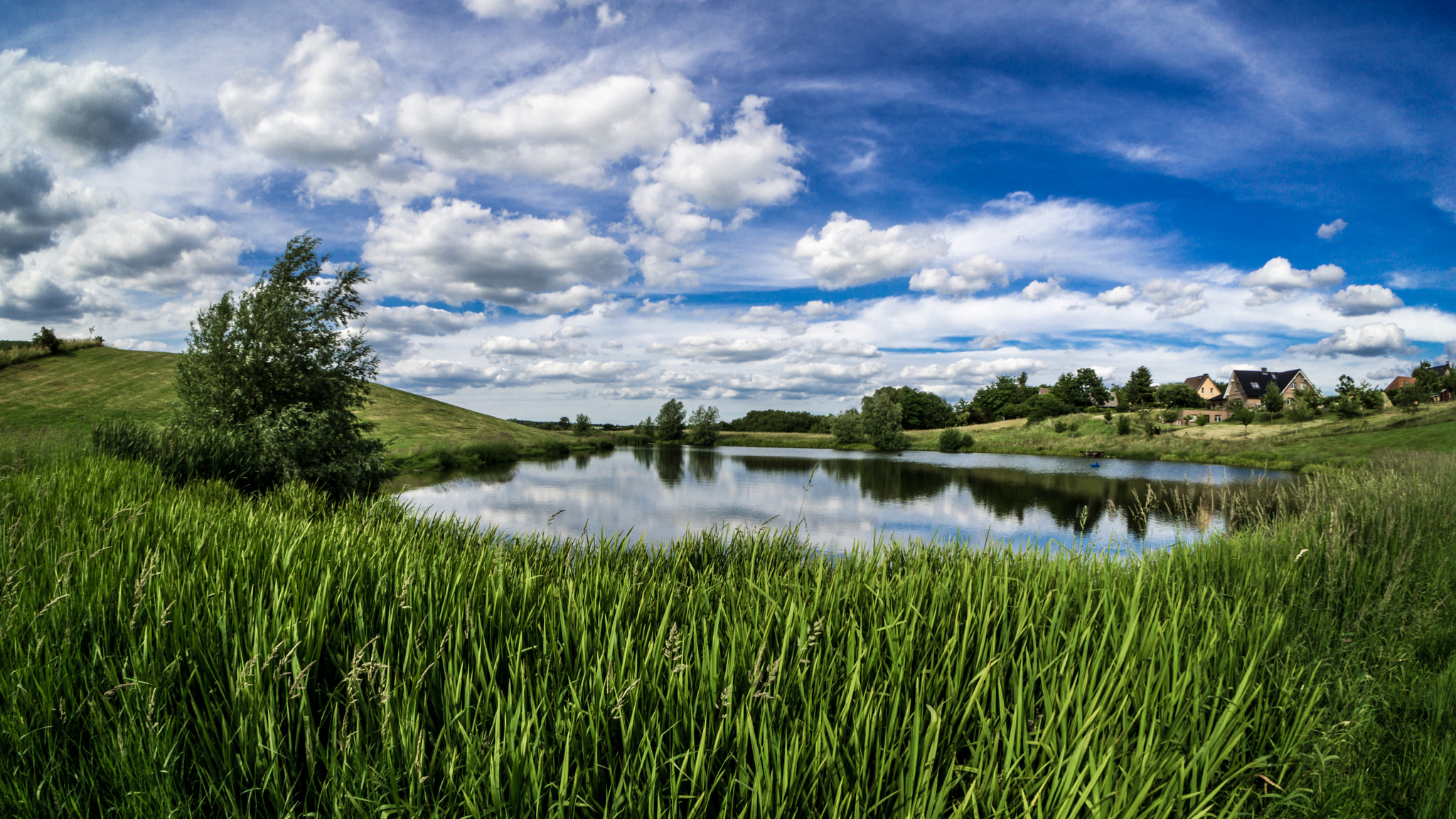 Sony a5100 + Sony E 16mm F2.8 sample photo. Landscape photography