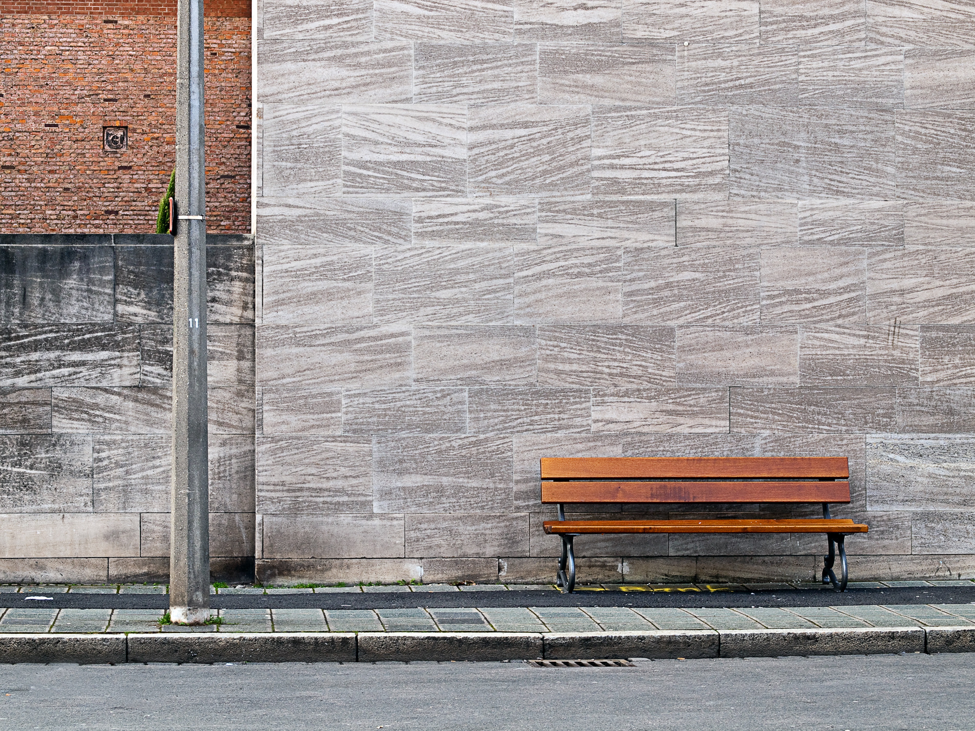 Olympus E-620 (EVOLT E-620) + OLYMPUS 50mm Lens sample photo. Riot and rest photography