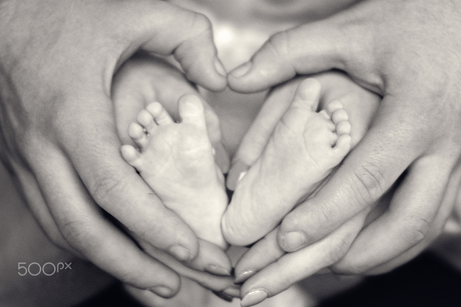 Nikon D3200 + Sigma 50mm F1.4 EX DG HSM sample photo. Baby's feet photography