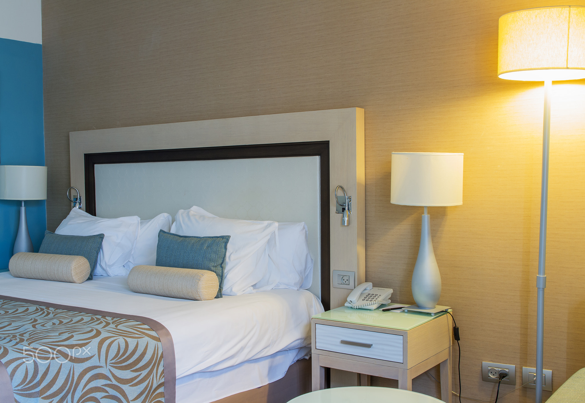 Hotel room .
