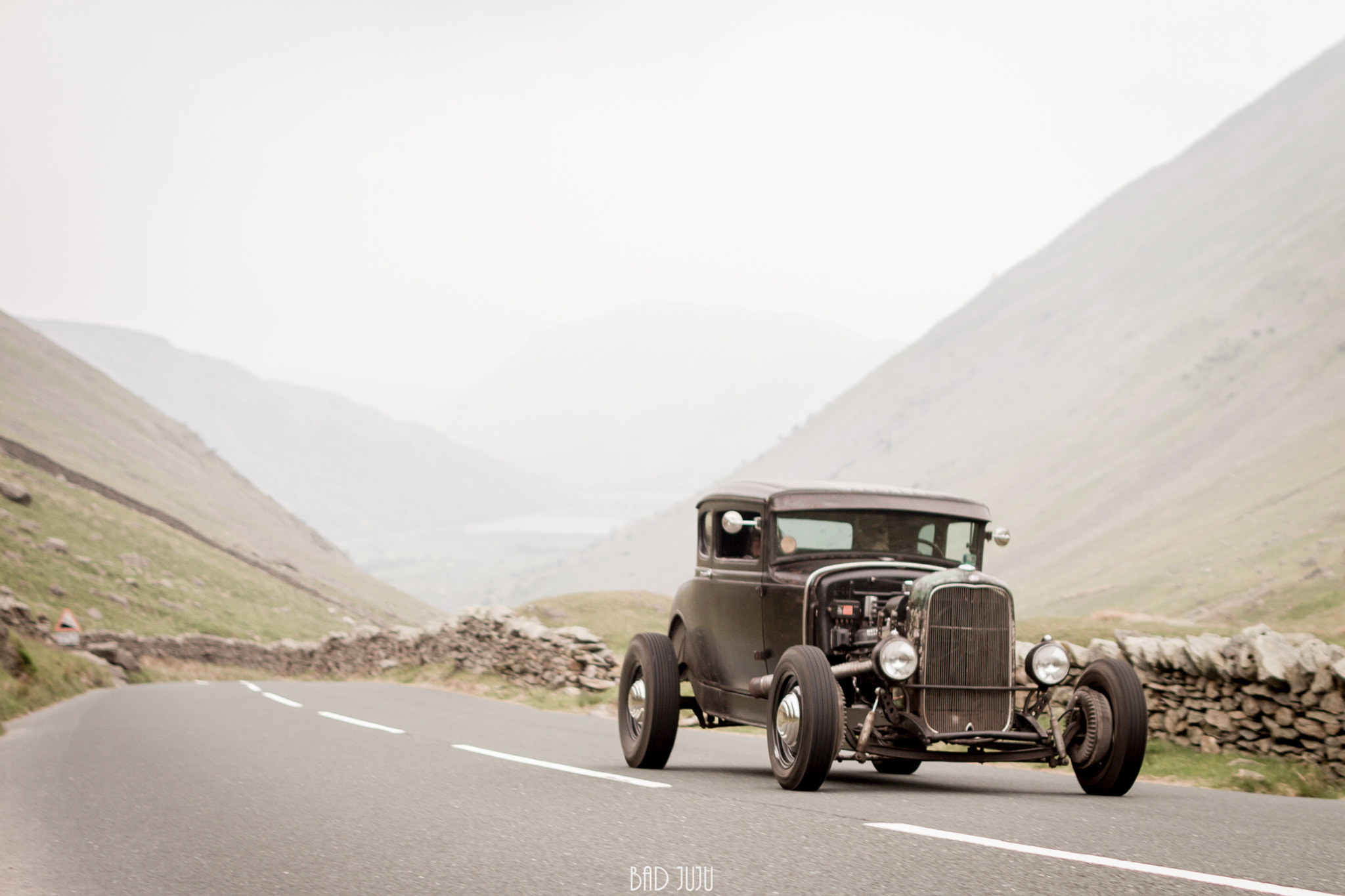 Sigma 28mm f/1.8 DG Macro EX sample photo. Hot rod in the hills photography