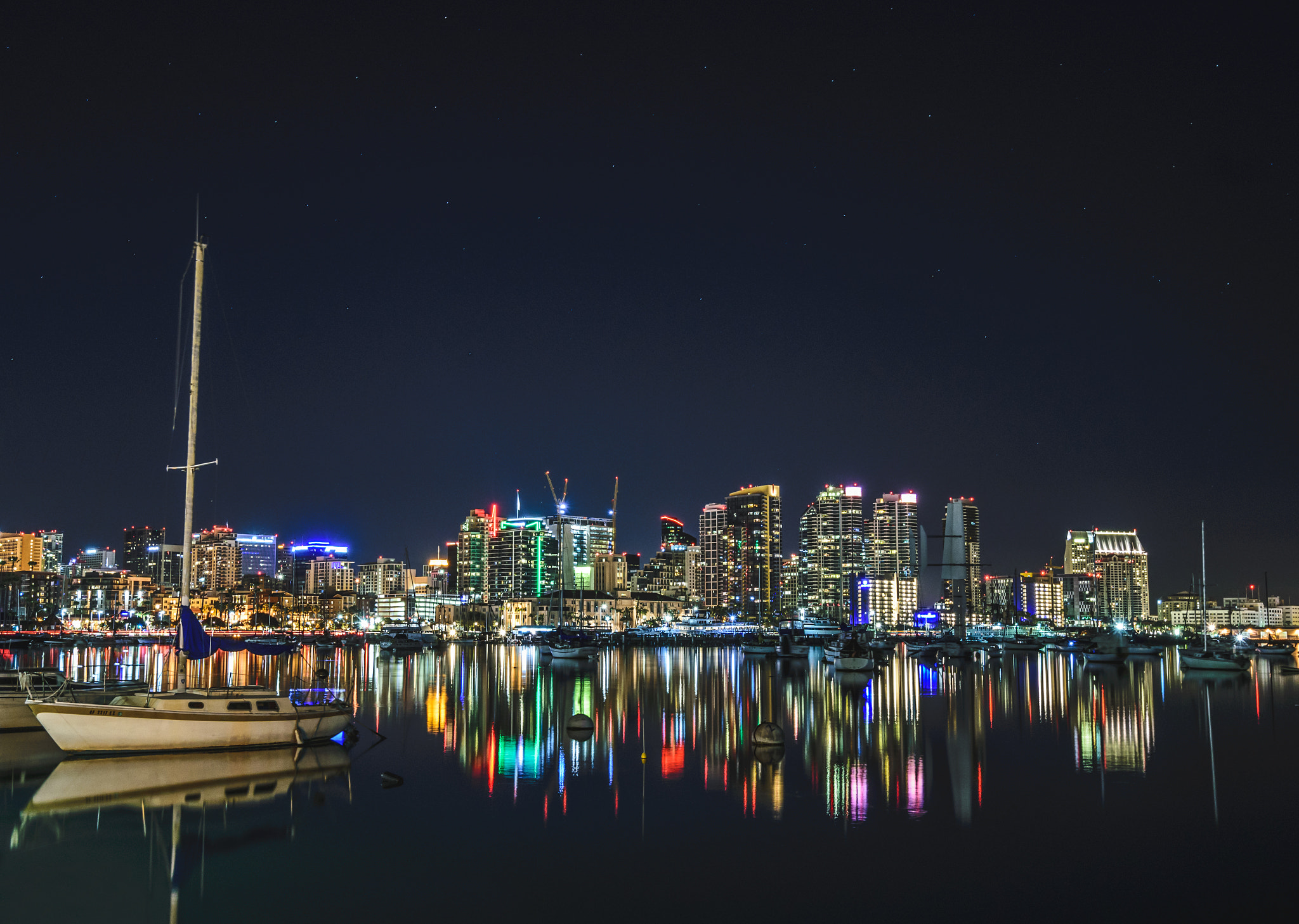Nikon AF-S Nikkor 16-35mm F4G ED VR sample photo. Downtown san diego skyline photography