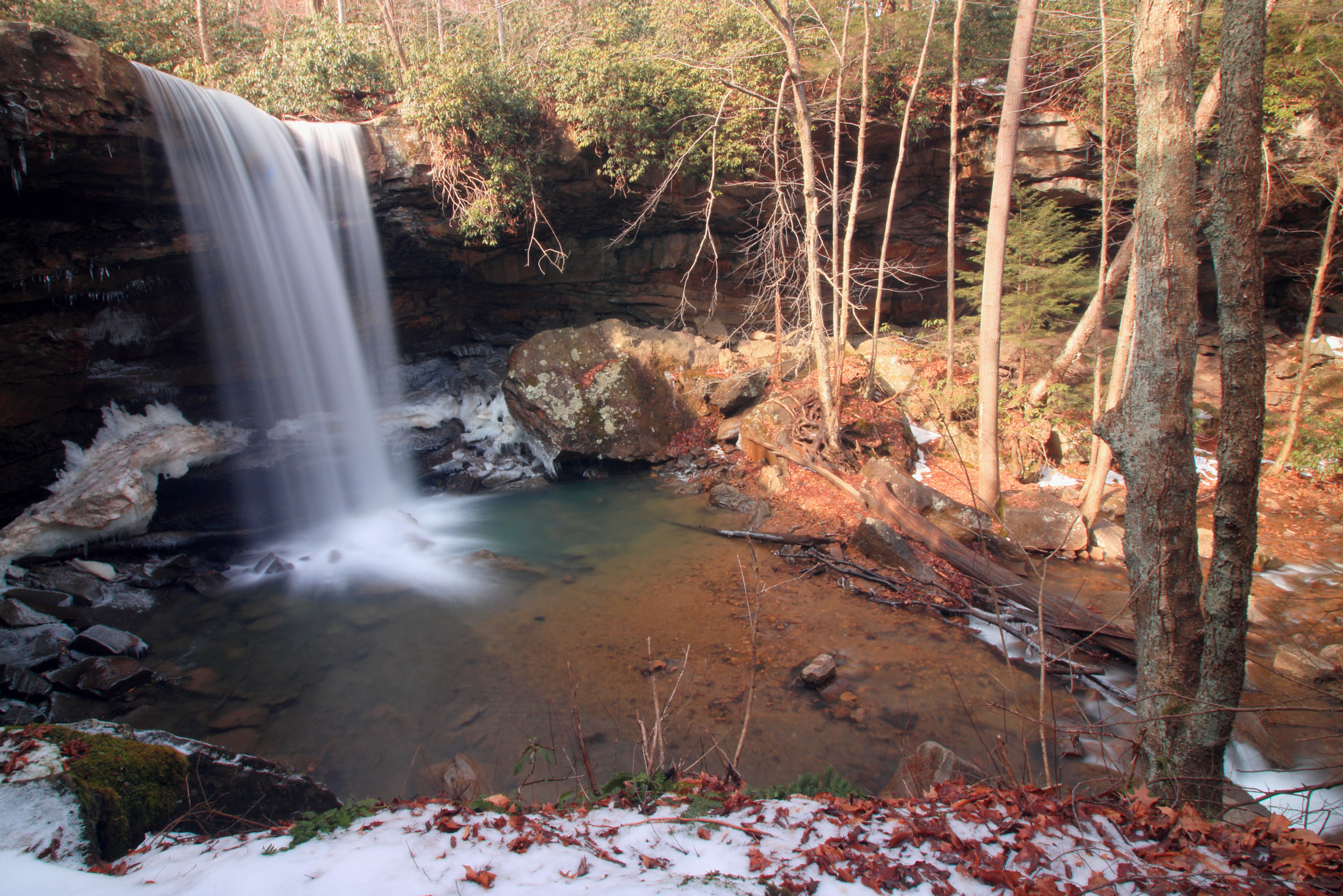 Canon EOS 750D (EOS Rebel T6i / EOS Kiss X8i) + Canon EF-S 10-18mm F4.5–5.6 IS STM sample photo. Cucumber falls photography