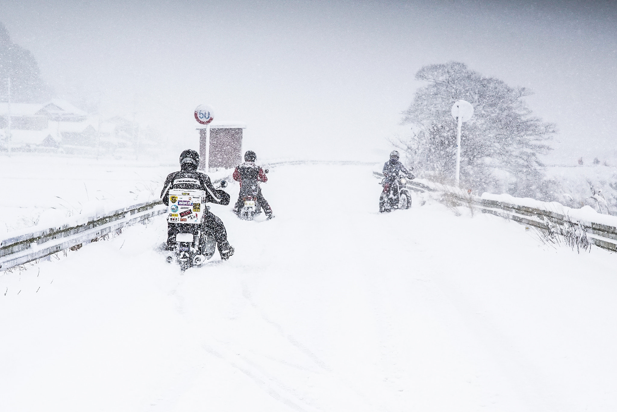 Sony a7S + 24-105mm F4 sample photo. Snow boys photography