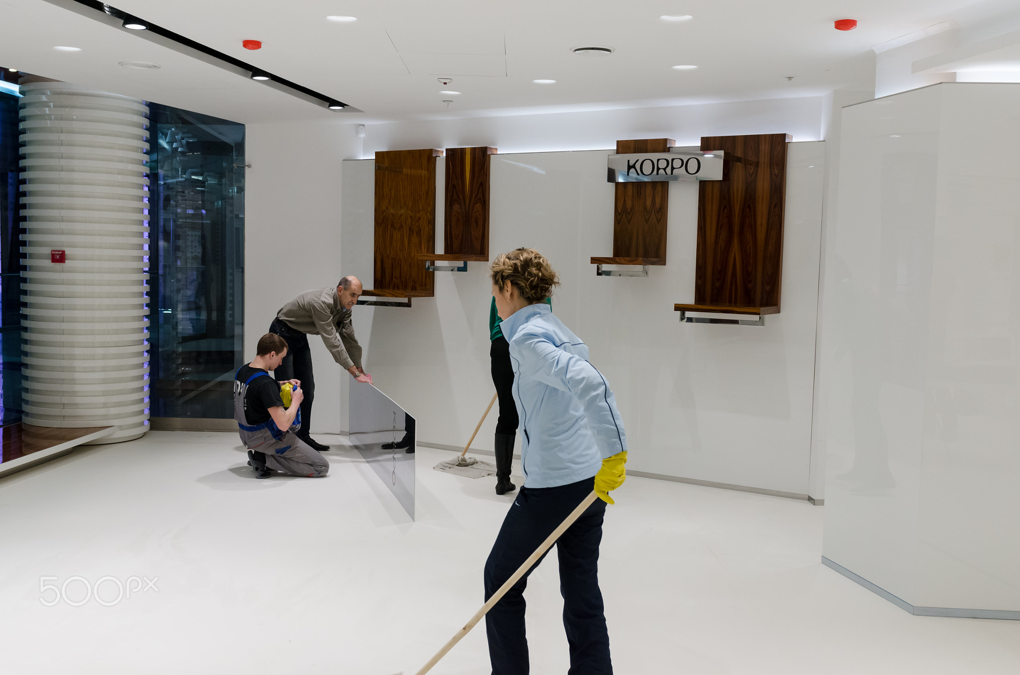 New store in large mall