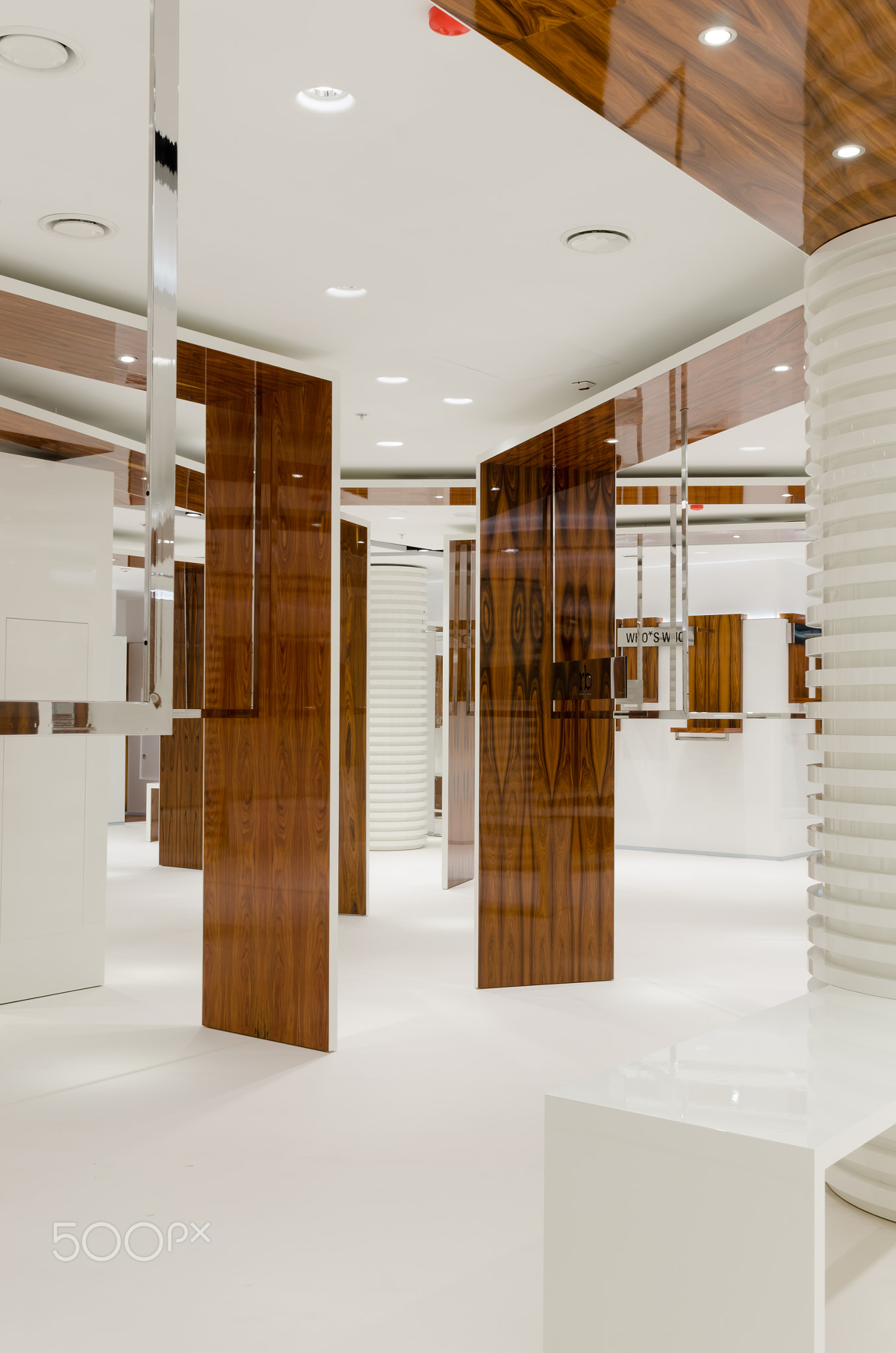 New store in large mall