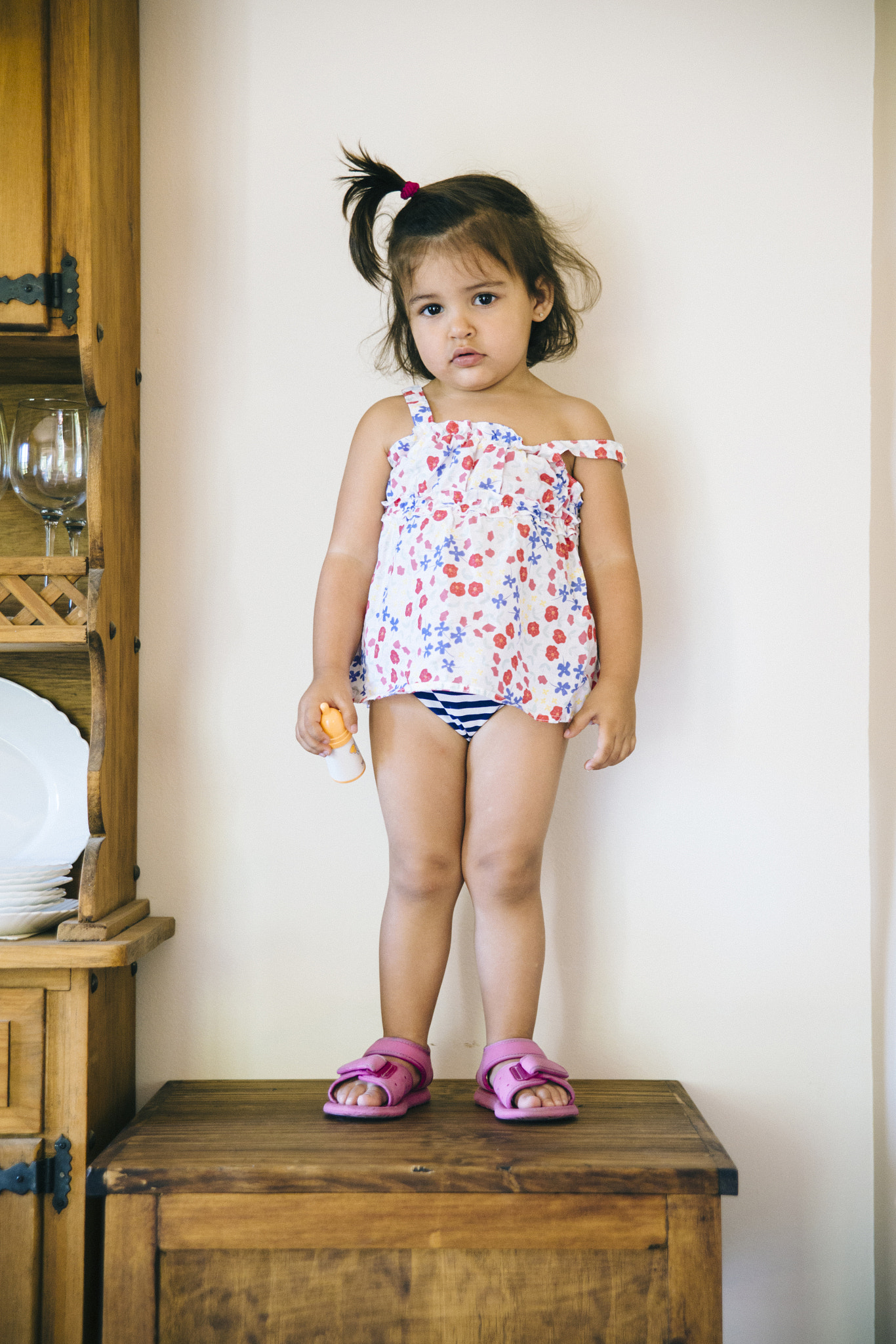 Sigma 24-70mm F2.8 EX DG Macro sample photo. Adorable little girl in dress standing on table photography