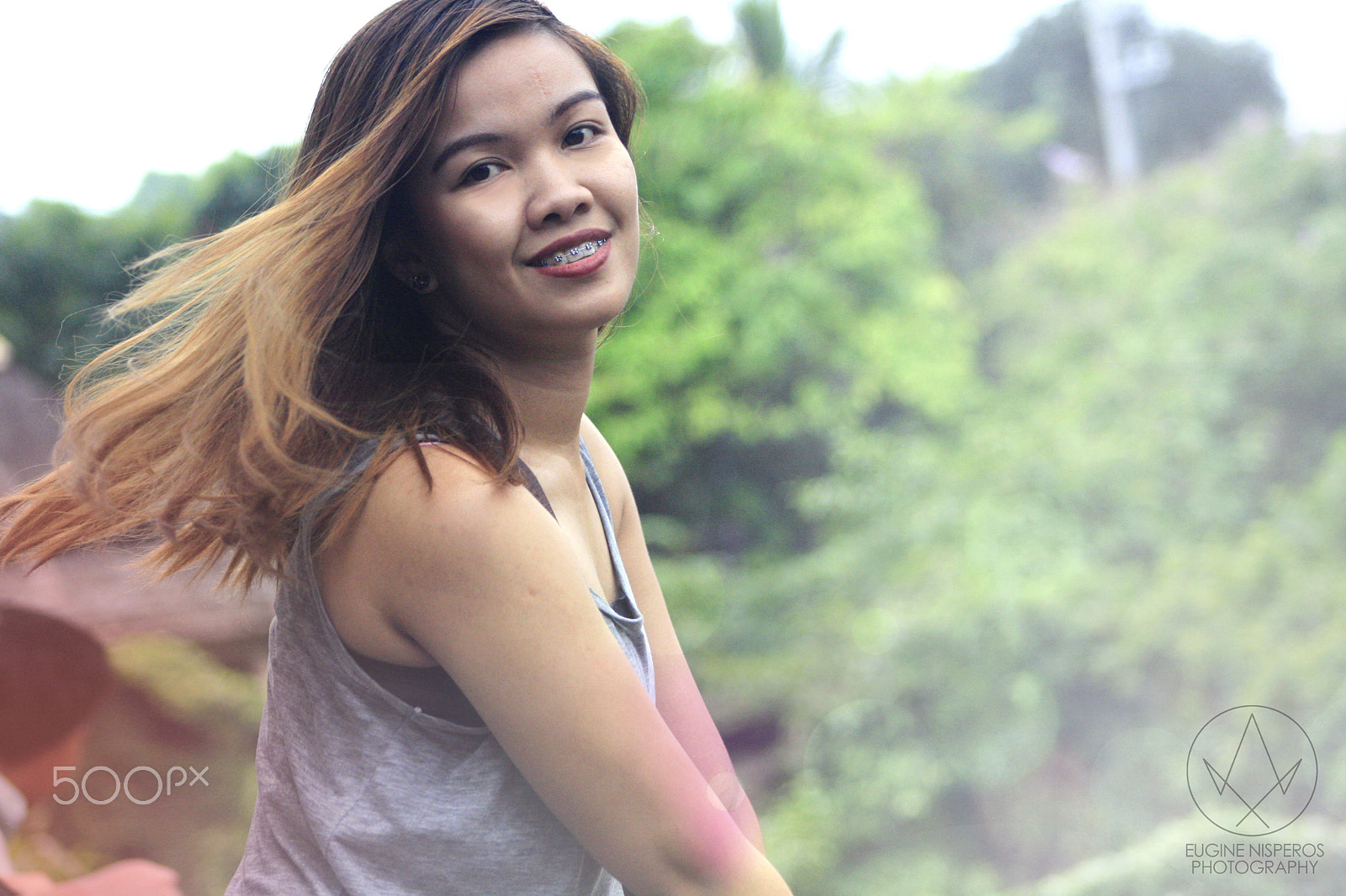 Canon EOS 400D (EOS Digital Rebel XTi / EOS Kiss Digital X) sample photo. Blown away photography